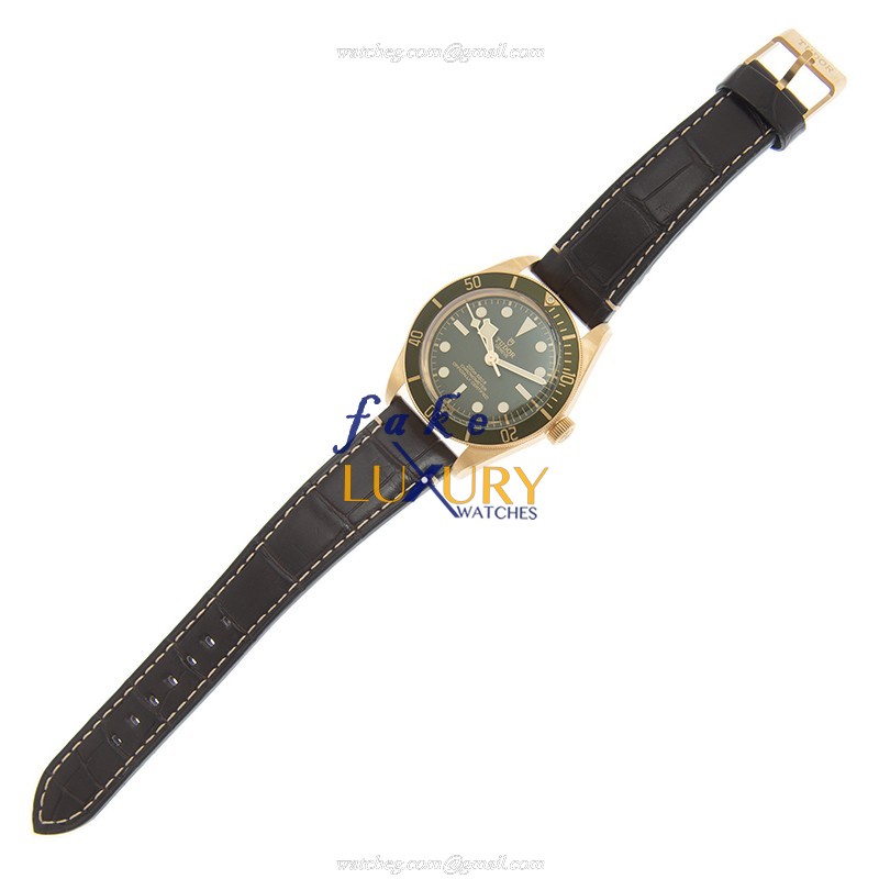 Tudor 79018V LEATHER STRAP Replica Watch, Green Dial, 18kt Yellow Gold Case, Automatic Movement - Image 2