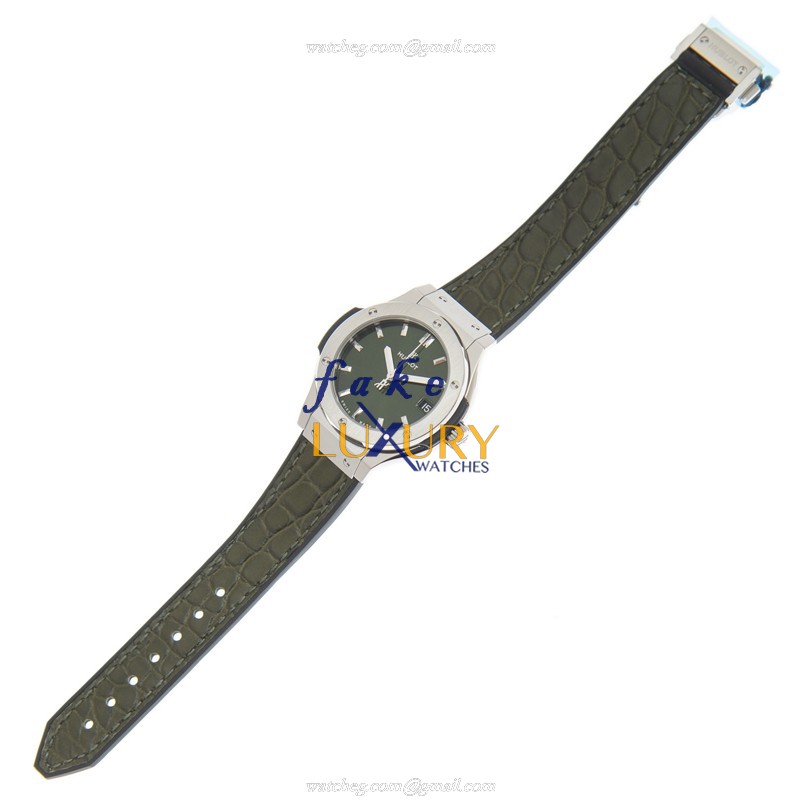 Hublot Classic Fusion 581.NX.8970.LR - Replica Watch - Quartz - Green Dial - Titanium Case - Image 2