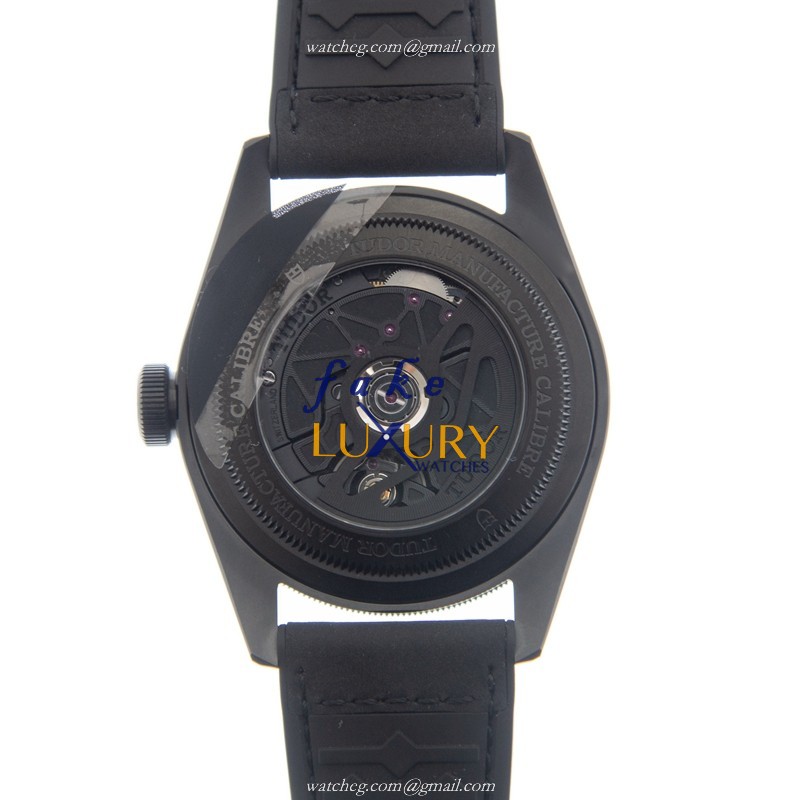 Tudor 79210CNU Black Bay Ceramic Replica Watch, Automatic Movement, Swiss, 41mm, Black Leather Strap - Image 3