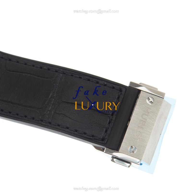 - 541.NX.2611.LR Hublot Classic Fusion Automatic Titanium Replica Watch - Silver Dial - Image 4