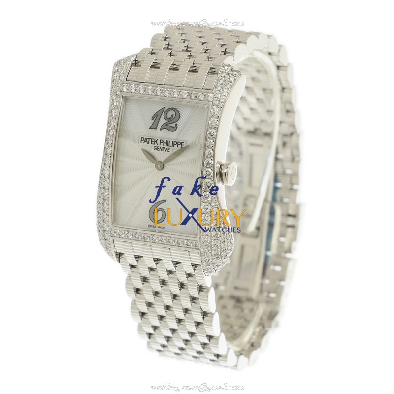 Patek Philippe 4972/1G-001 Gondolo Quartz White Dial 18kt White Gold Diamond Replica Watch - Image 3
