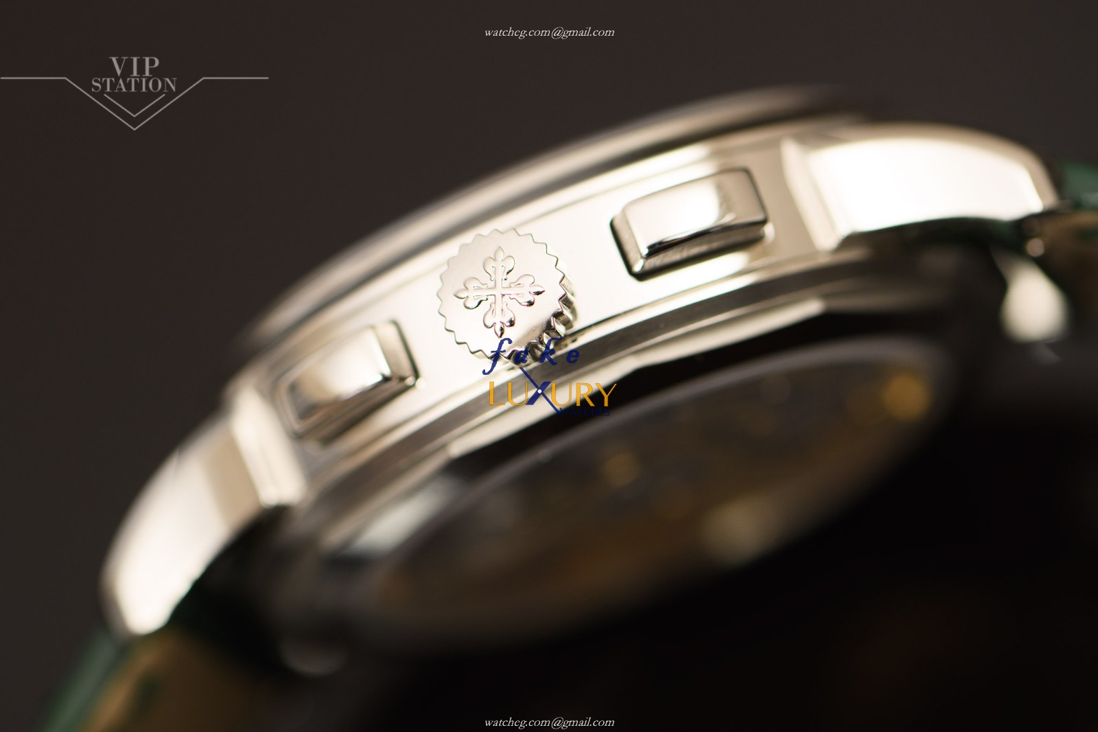 Patek Philippe 5930P-001 Replica Watch With Automatic Movement, Green Dial, Platinum Case - Image 5