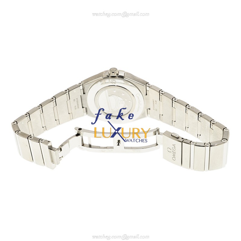 Omega 131.10.36.60.01.001 Replica Watch, Black Dial, Steel Bracelet, Quartz Movement - Image 5