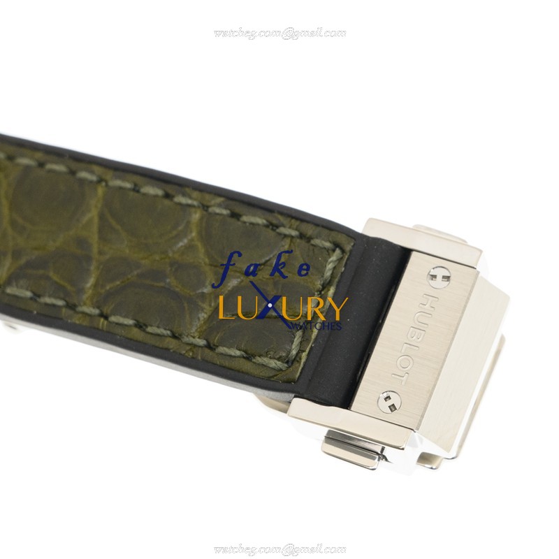 Hublot 581.NX.8970.LR.1104 Classic Fusion Quartz Titanium & Diamond Green Dial Green Alligator - Image 4