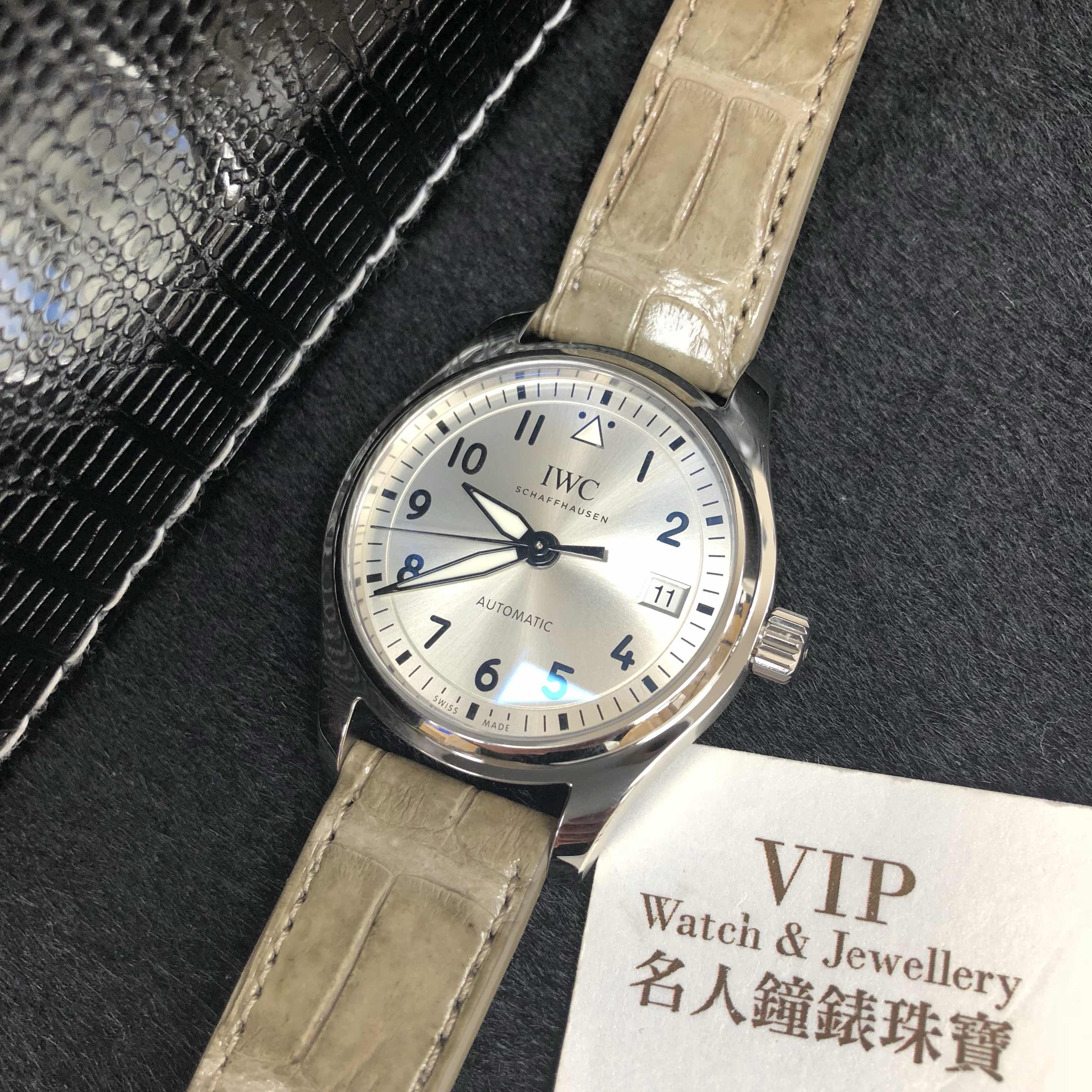 IWC IW324007 Pilots Automatic Replica Watch, Silver Dial, Steel Case, Grey Alligator Strap - Image 5