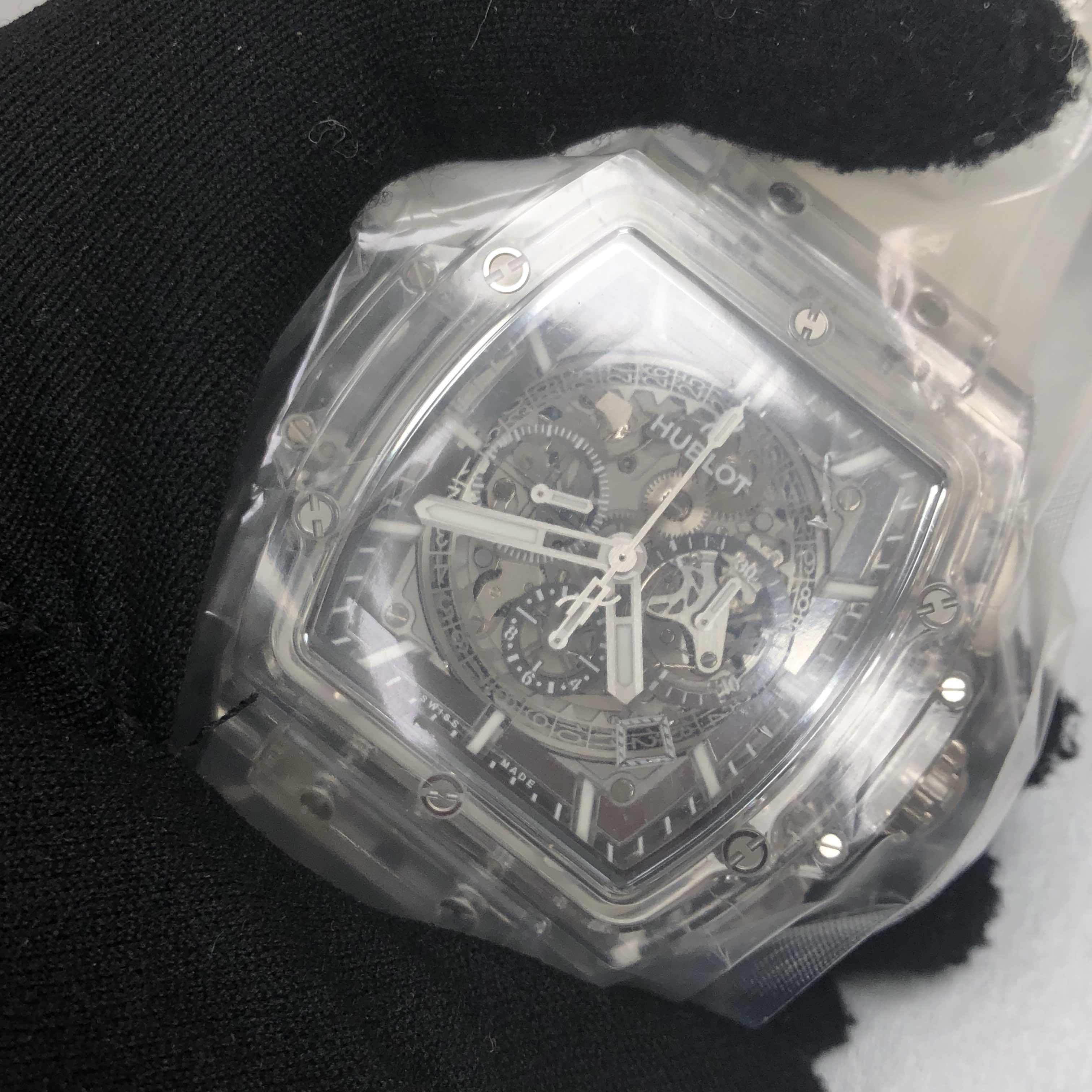 Hublot 601.JX.0120.RT Automatic Sapphire Replica Watch - Silver Dial - 45mm Sapphire Case - Rubber - Image 5