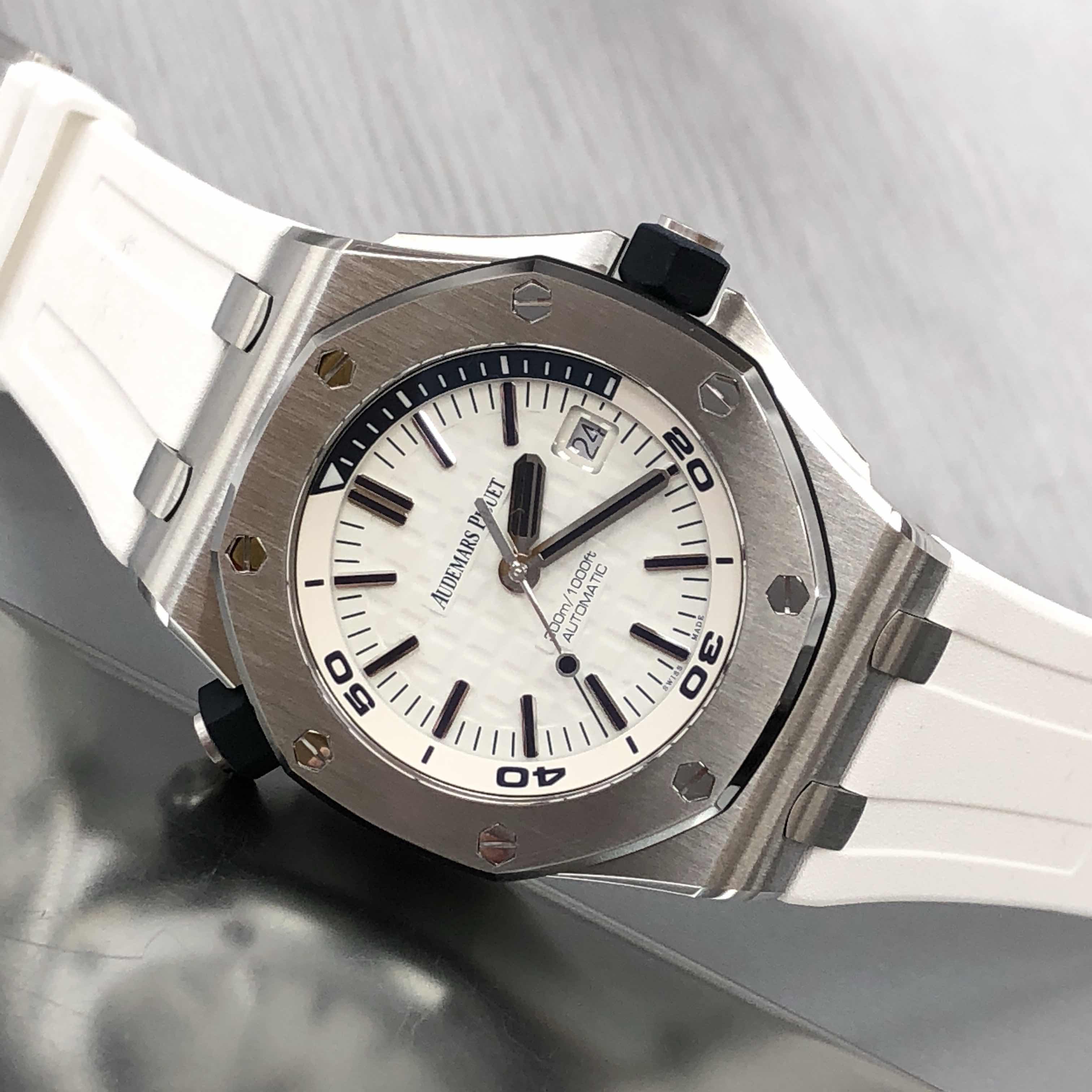 Audemars Piguet 15710ST.OO.A010CA.01 Royal Oak Offshore Replica Watch, Automatic, White Dial, Steel - Image 5