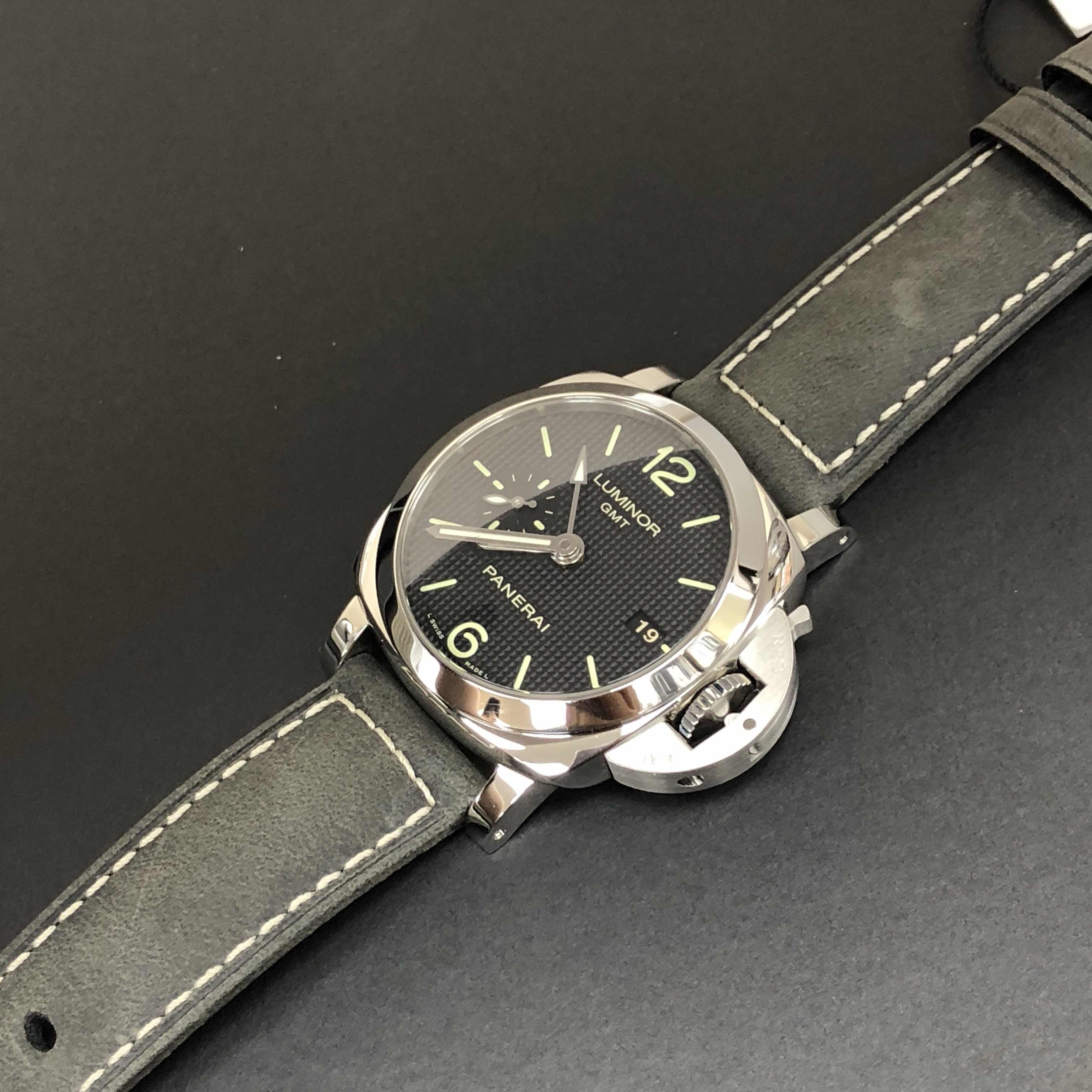 Panerai PAM00535 Luminor Replica Watch, Automatic Movement, Black Dial, 42mm Steel Case - Image 5
