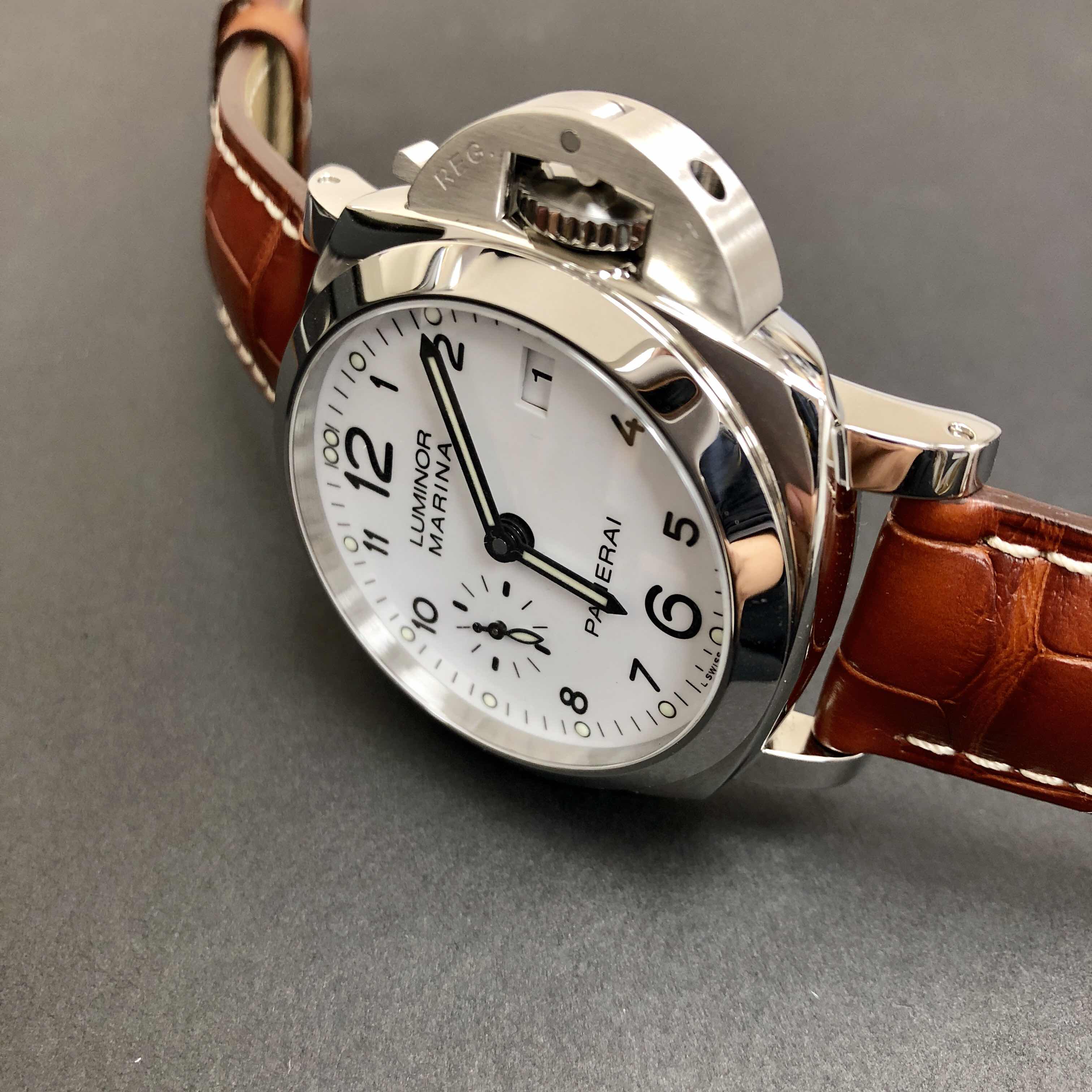 Panerai Luminor PAM00523 Automatic Stainless Steel White Dial Brown Alligator Strap Replica Watch - Image 5