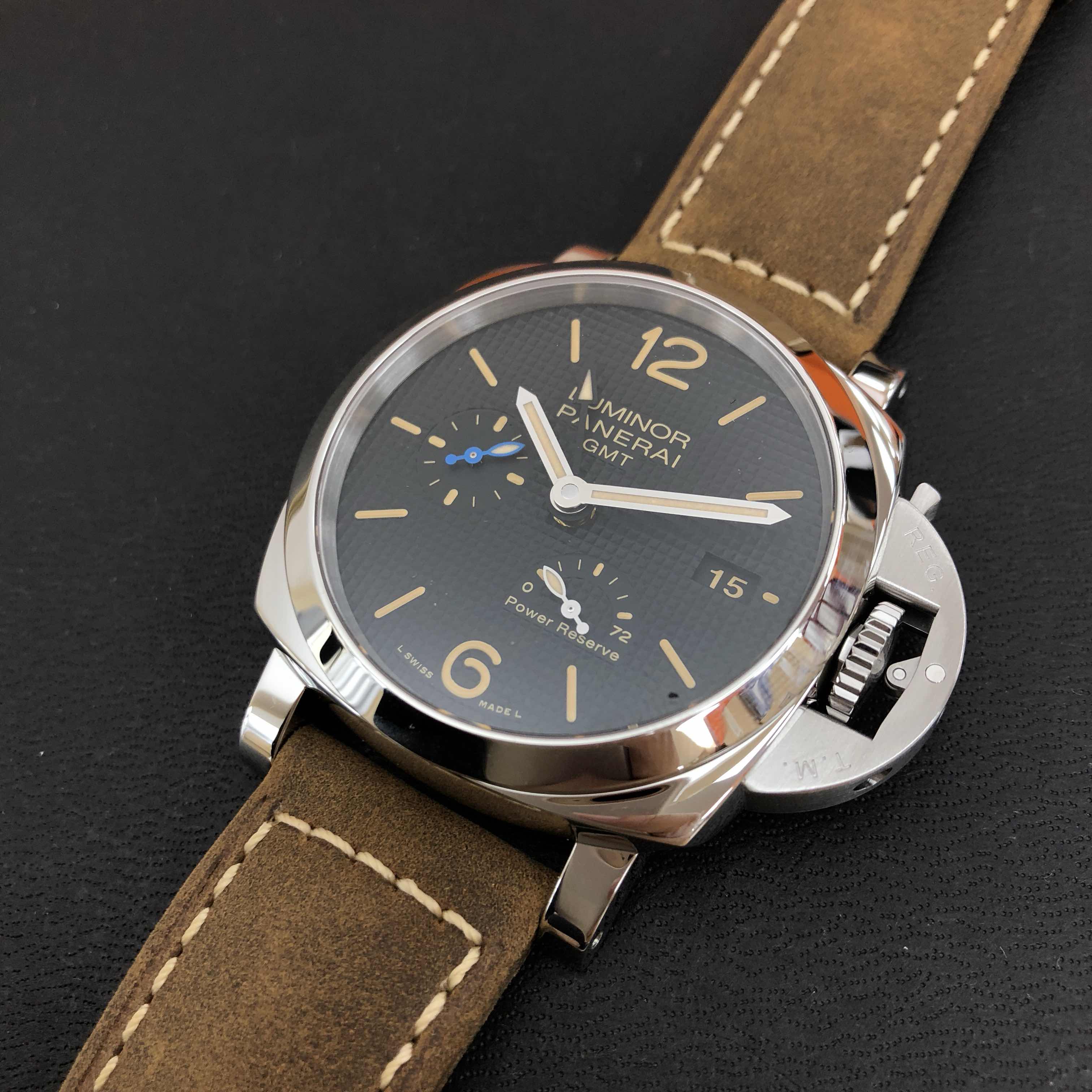 Panerai PAM01537 LUMINOR Manual Wind - Stainless Steel Case - Replica Watch - 42mm - Black Dial - Image 5