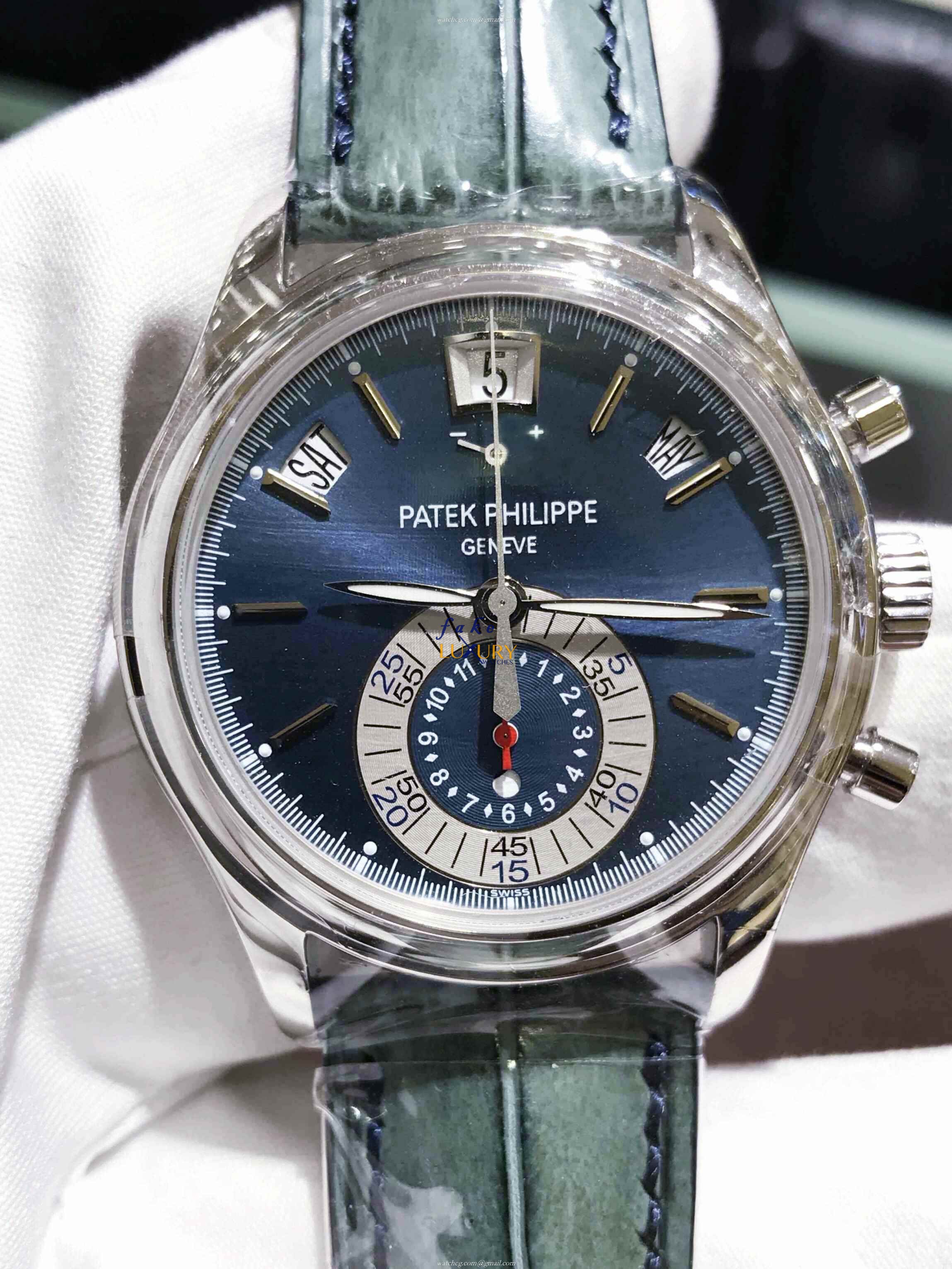 Patek Philippe 5960P-015 COMPLICATIONS 950 Platinum Automatic Blue Dial | 5960P-015 | Automatic - Image 4