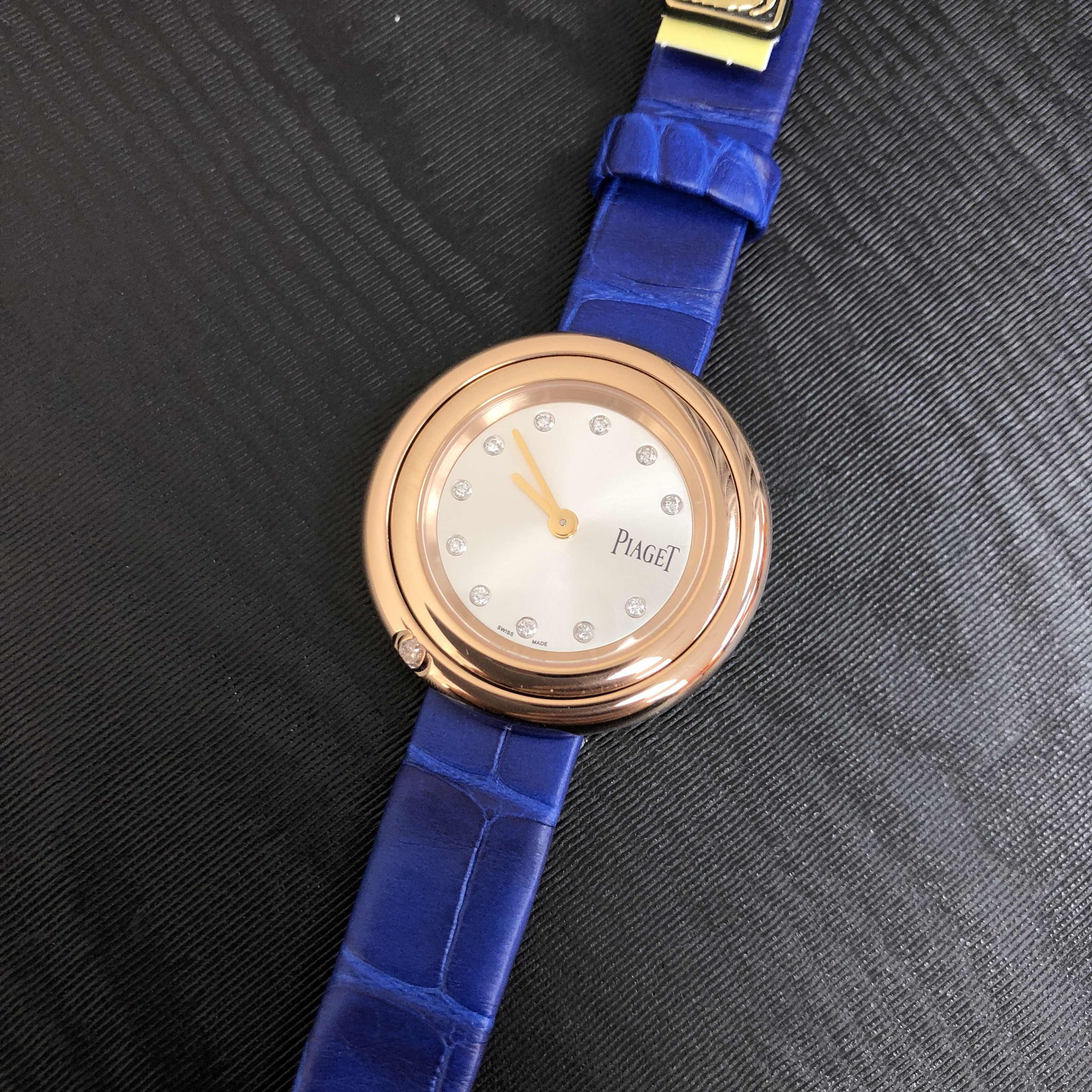 Piaget G0A43081 Possession Replica Watch, Quartz Movement, 18kt Rose Gold Case, Silvery Dial - Image 5