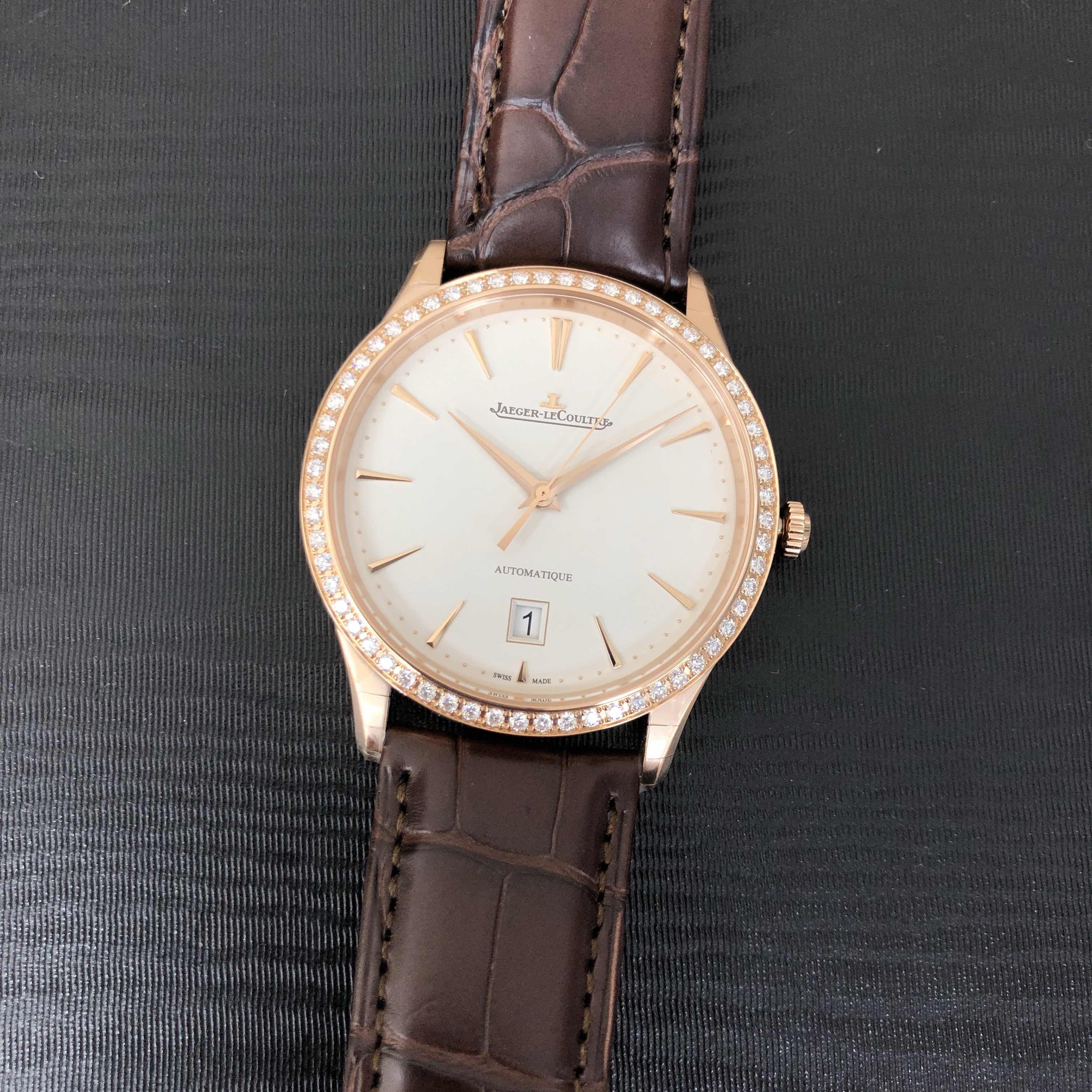Jaeger-Lecoultre Q1232501 Master Ultra Thin - Replica Watch - Automatic - 18kt Rose Gold Diamonds - Image 5