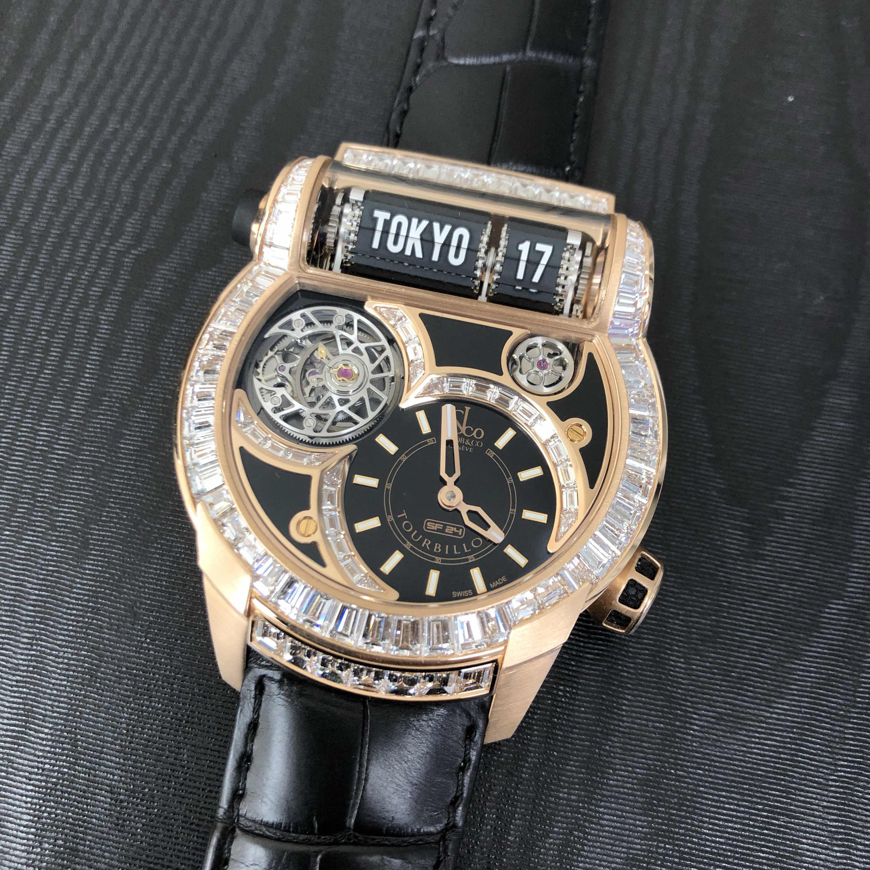 Jacob & Co ES802.40.BD.BD.A CA4D Replica Watch With Automatic Movement, 18kt Rose Gold Case, Black - Image 5