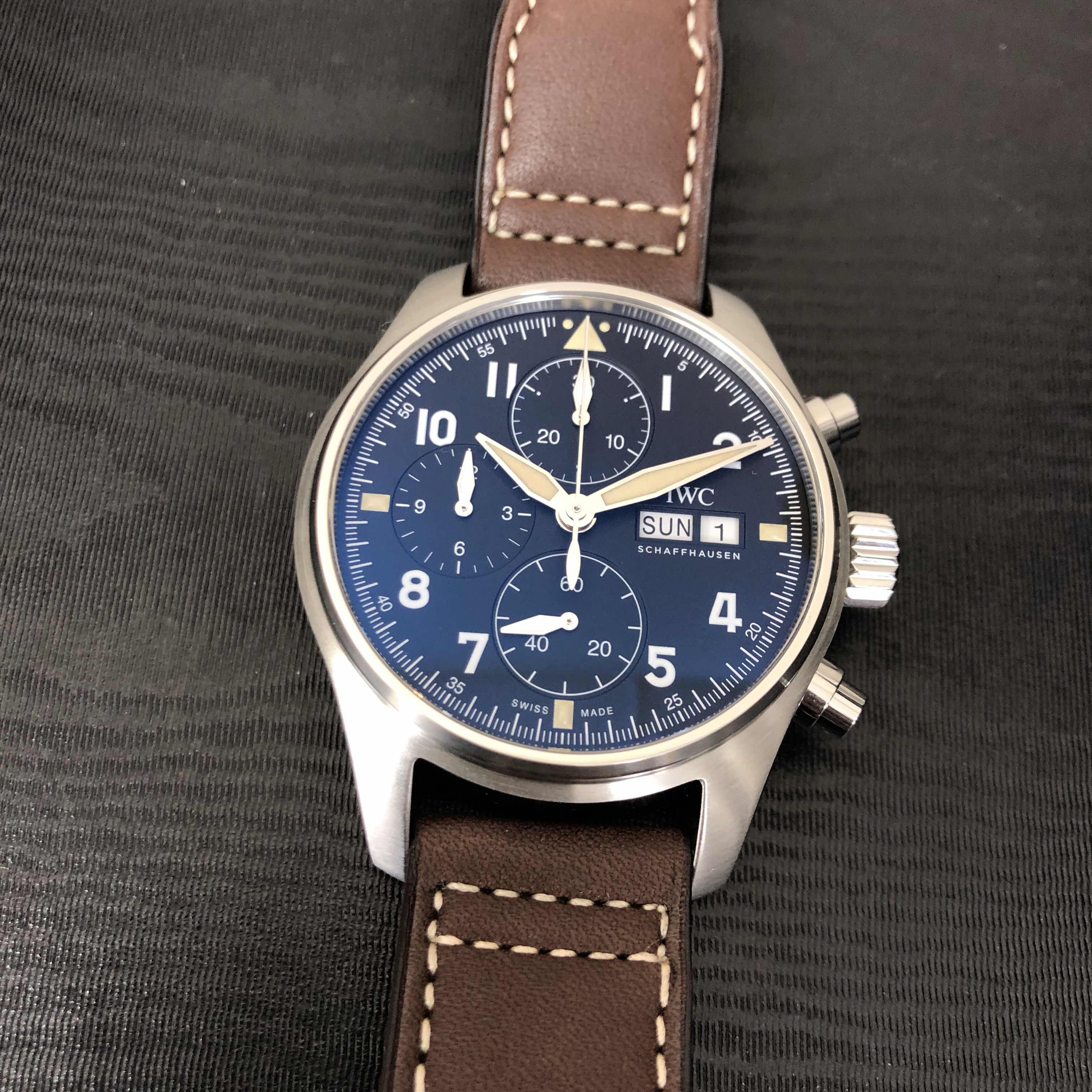 IW387903 - IWC PILOTS Automatic Replica Watch Black Dial Brown Cowhide Strap - Image 5