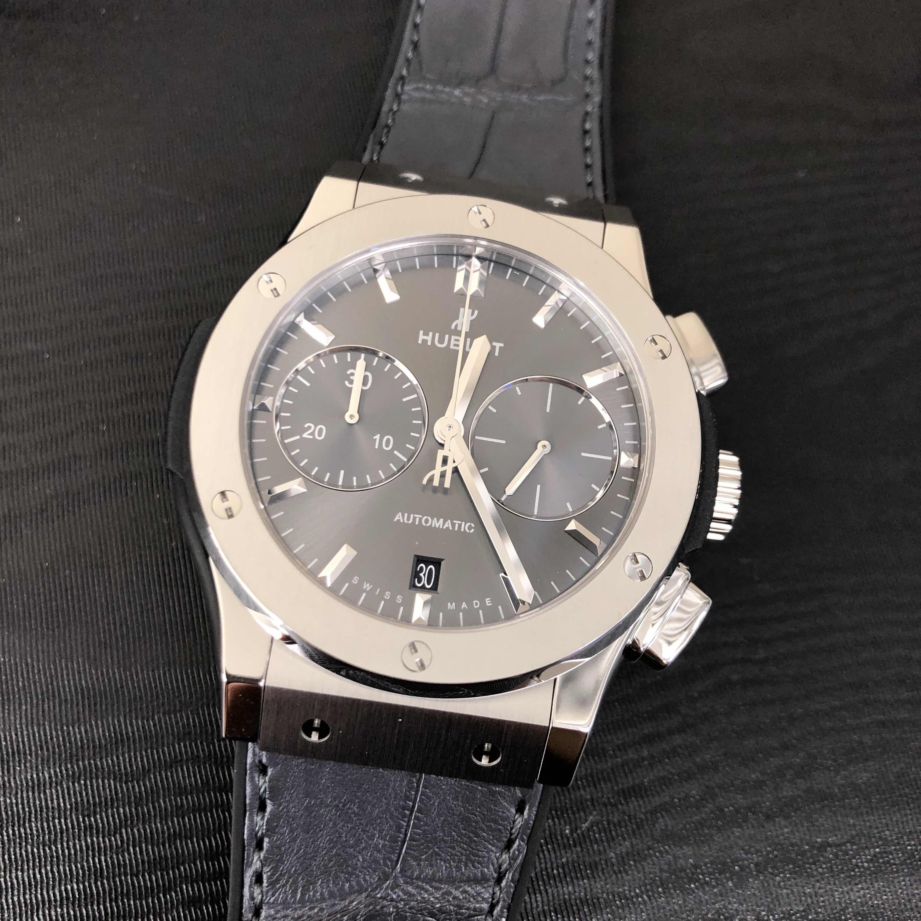 Hublot 521.NX.7071.LR Classic Fusion Automatic Titanium Replica Watch, Gray Dial, Alligator Strap - Image 5
