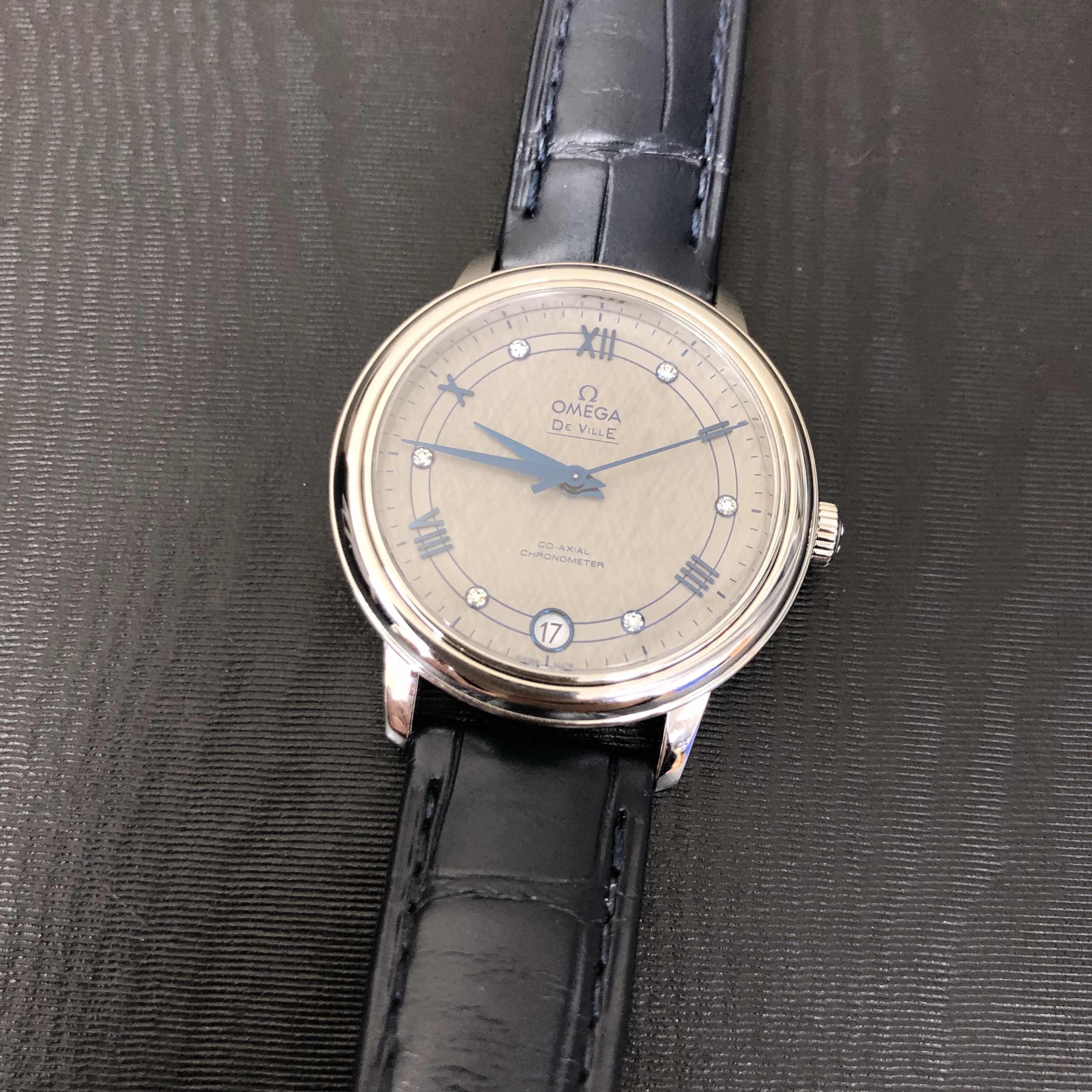 Omega 424.13.33.20.56.002 - Replica Watch - Automatic - Stainless Steel Case - Gray Dial - Blue - Image 5
