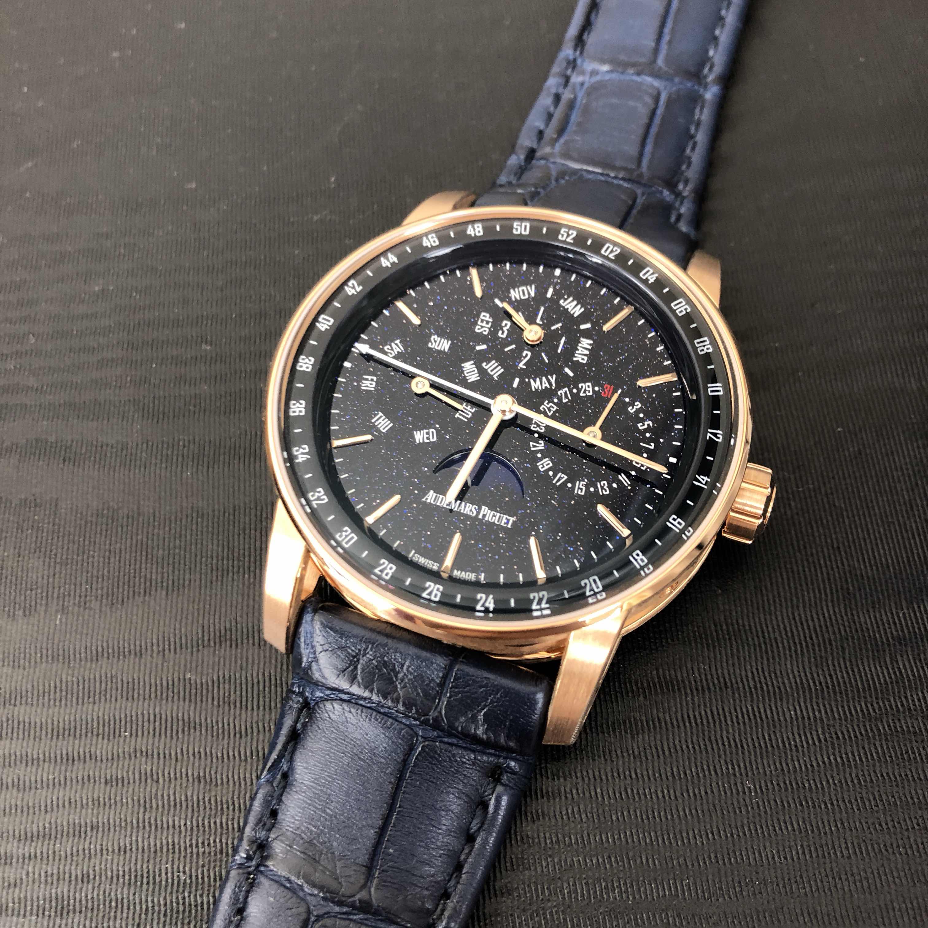 Audemars Piguet 26394OR.OO.D321CR.01 CODE 11.59 Replica Watch With Blue Dial, 18kt Rose Gold Case - Image 5