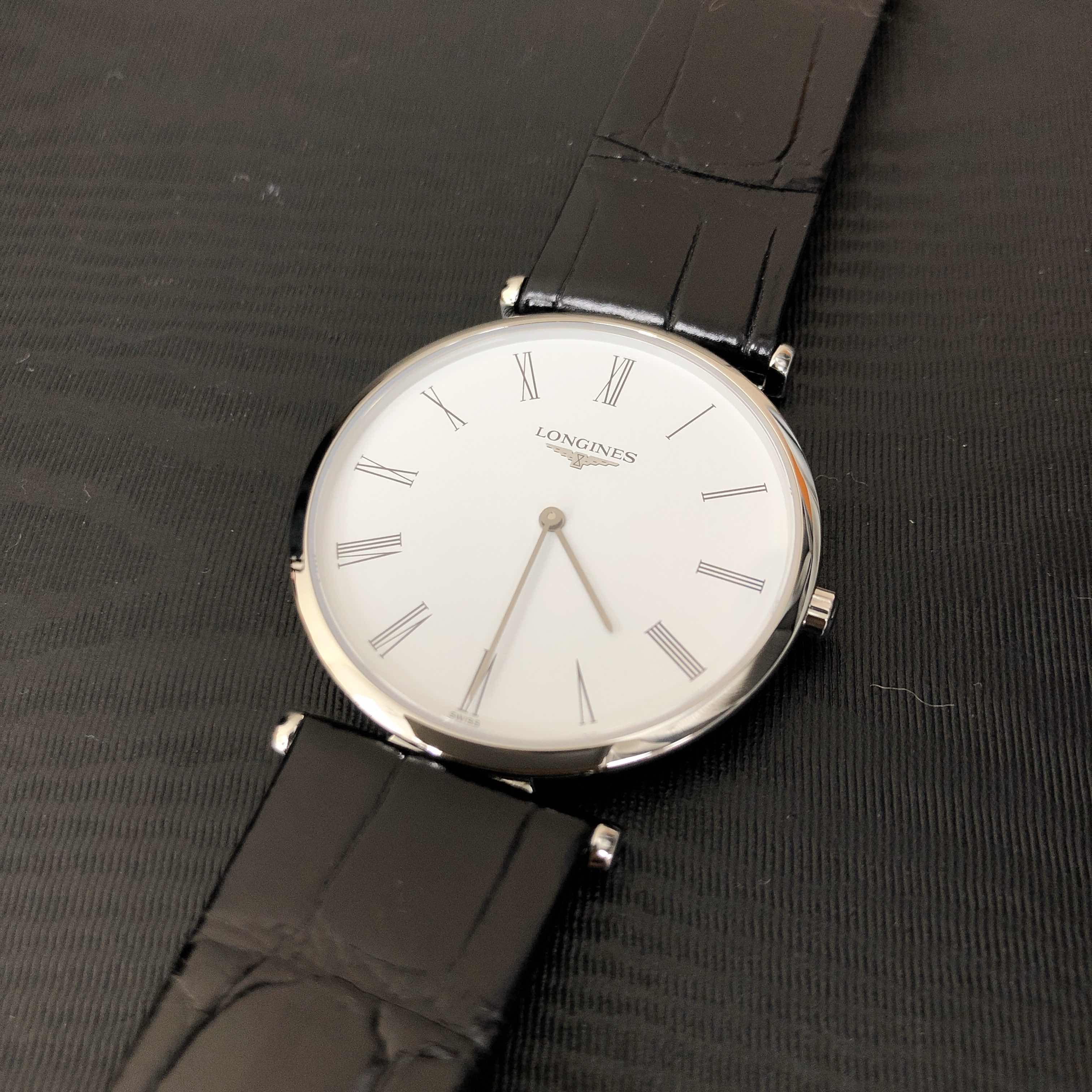 Longines L4.709.4.21.2 - Quartz Replica Watch - 33mm - Stainless Steel - White Dial - Leather Strap - Image 5