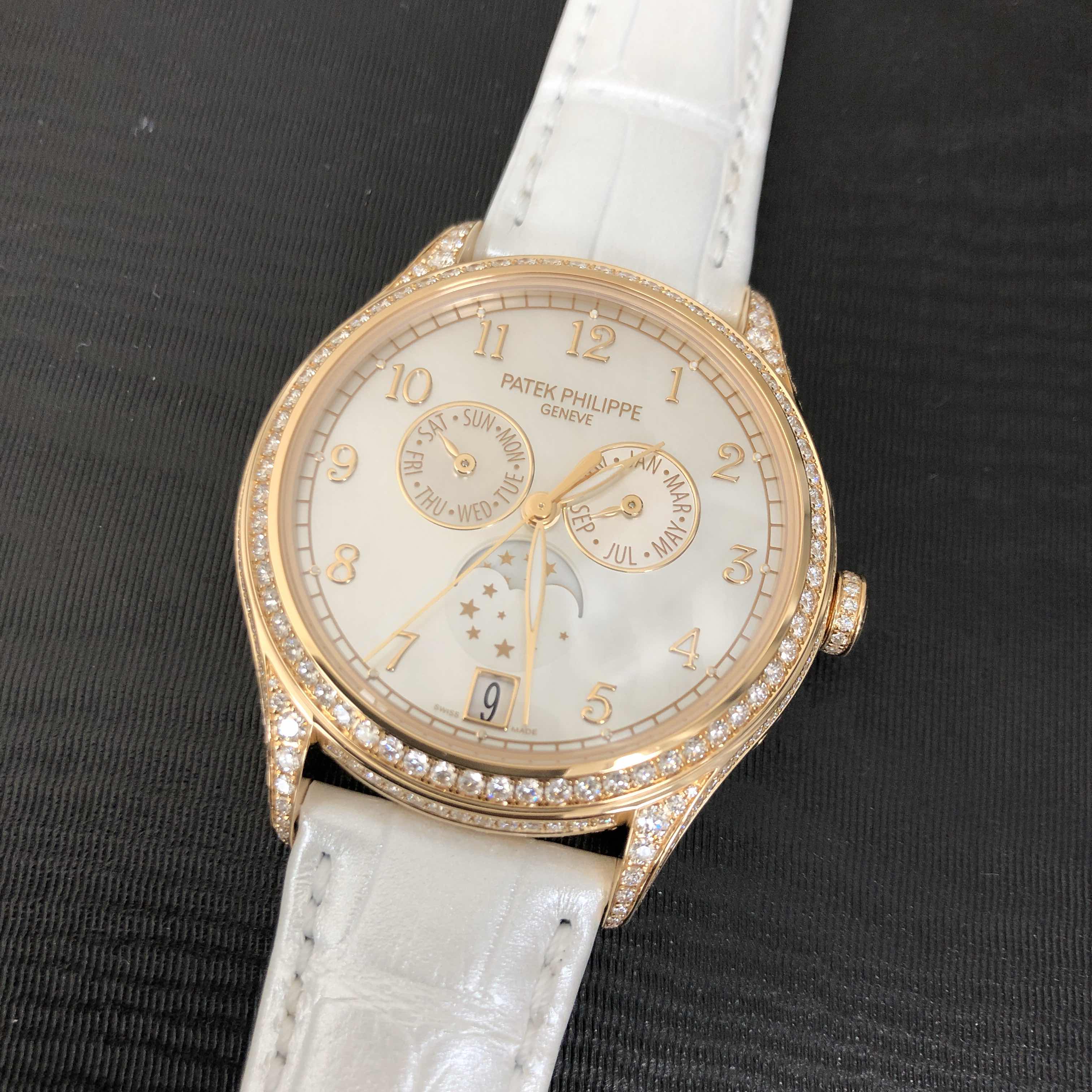 Patek Philippe 4948R-001 Replica Watch With 18kt Rose Gold Case, Diamonds, White Mother of Pearl - Image 5