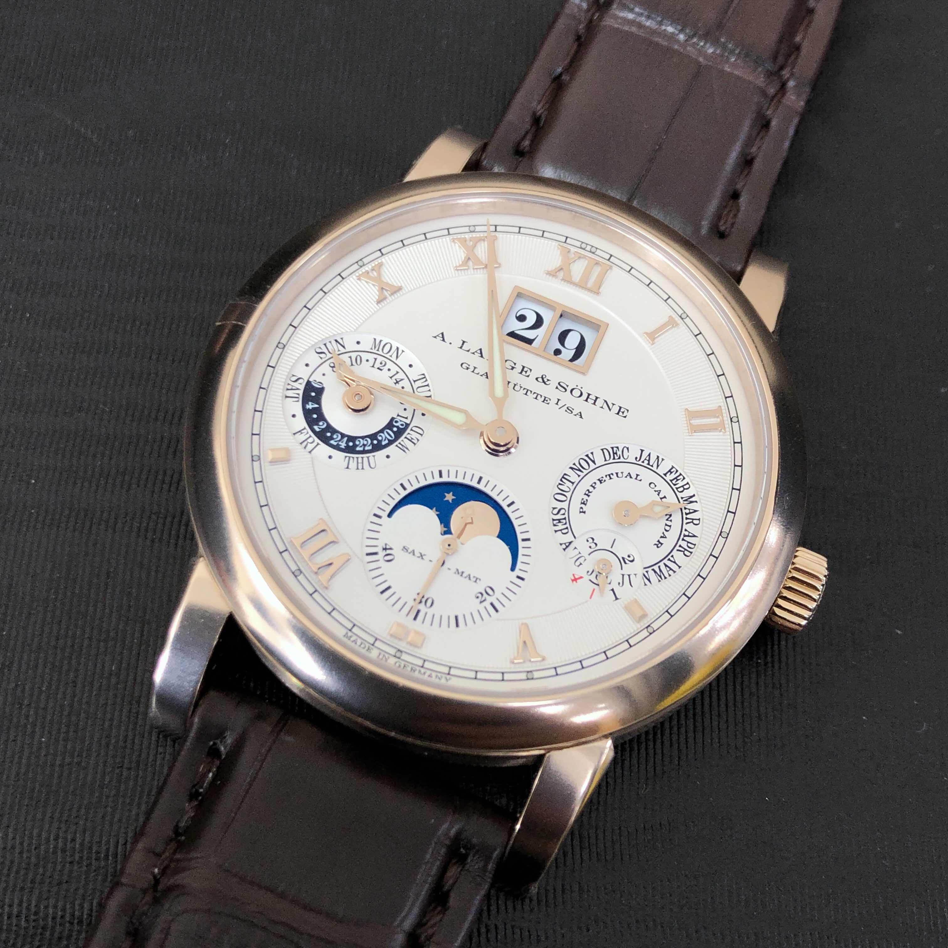 A Lange & Sohne 310.050 Saxonia Replica Watch, Automatic, Silvery Dial, Rose Gold Case - Image 5