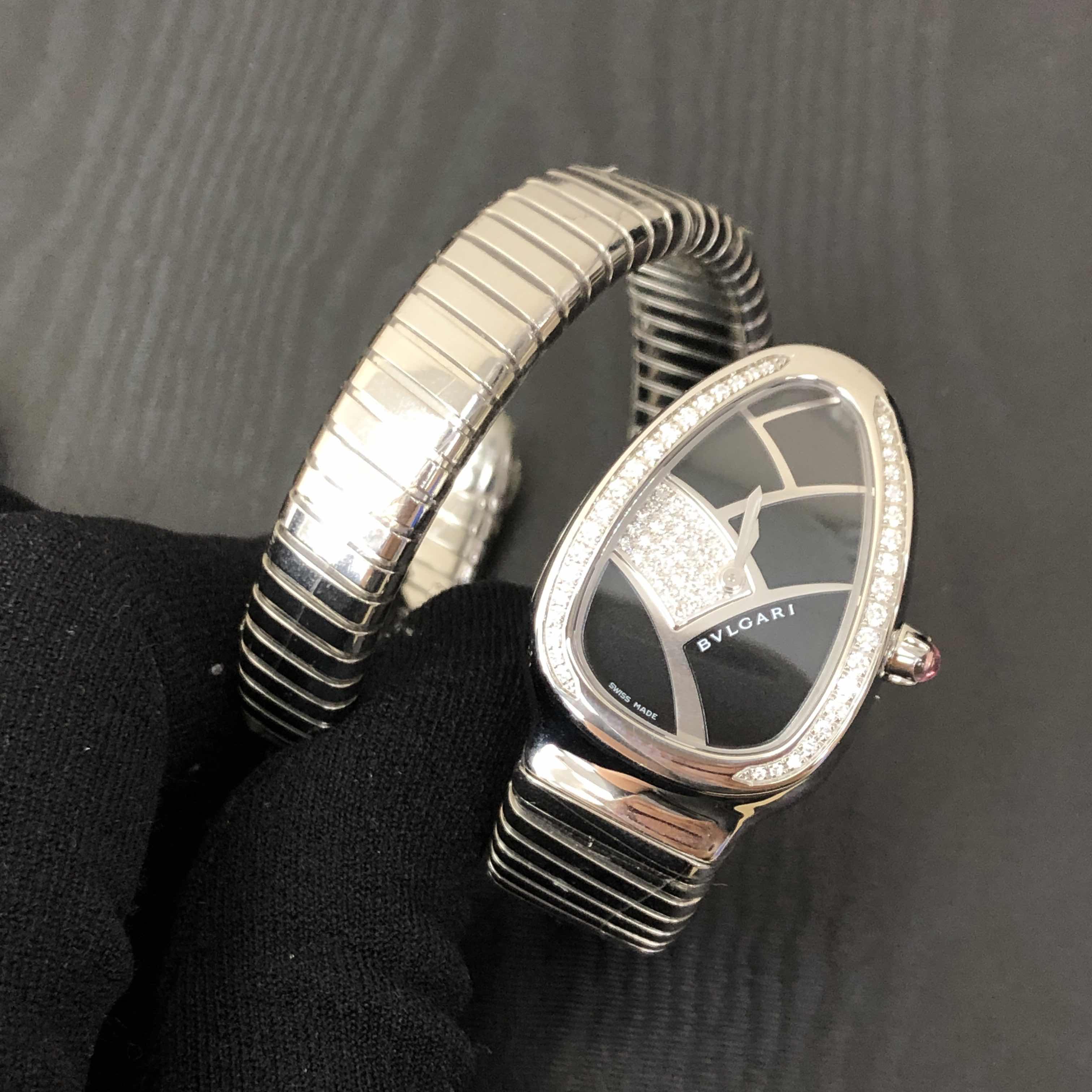 Bulgari SP35BD1SDS.1T SERPENTI Replica Watch - Quartz with Stainless Steel Case on Silver Bangle - Image 5