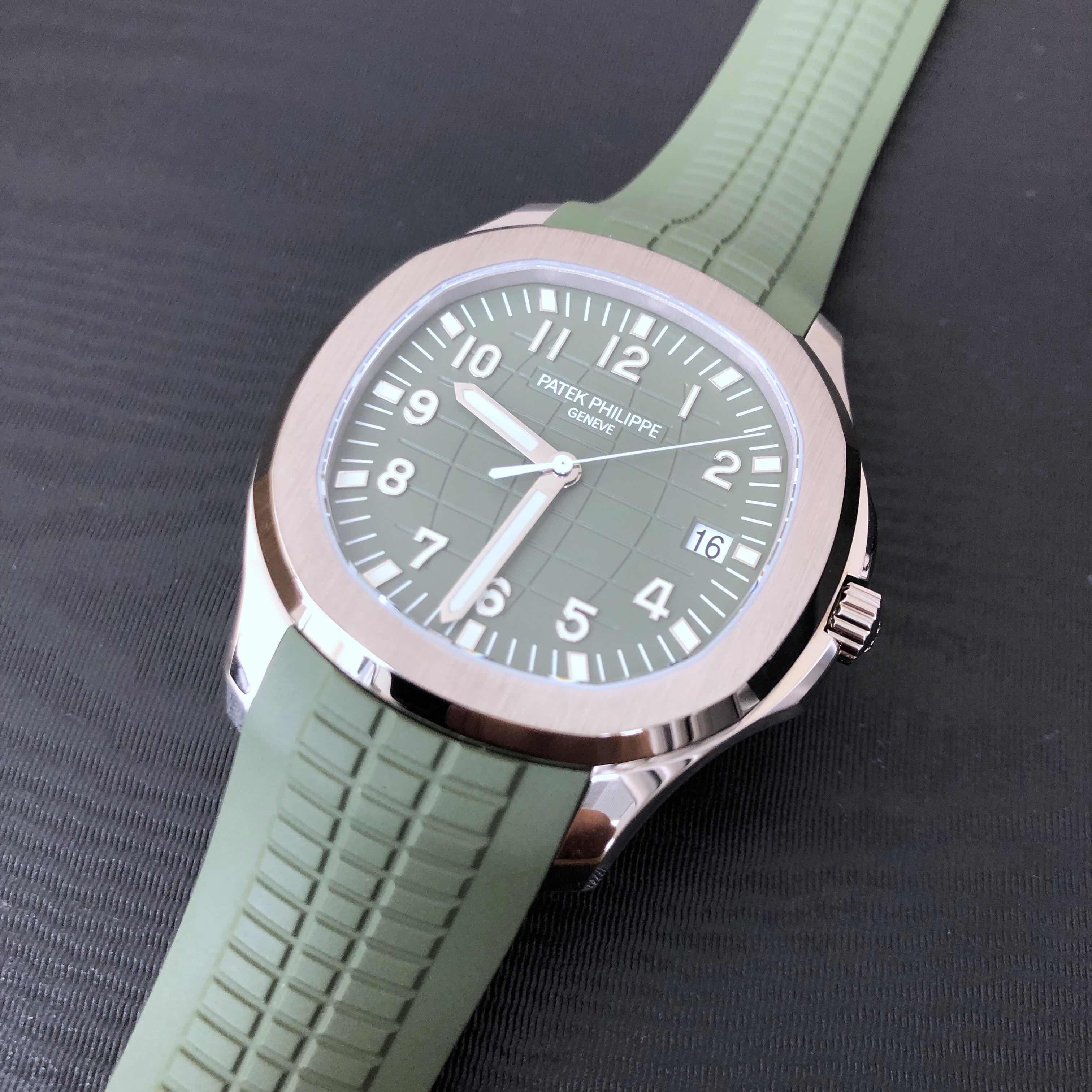 Patek Philippe Aquanaut 5168G-010 Automatic 18kt White Gold Green Dial Replica Watch - Image 5