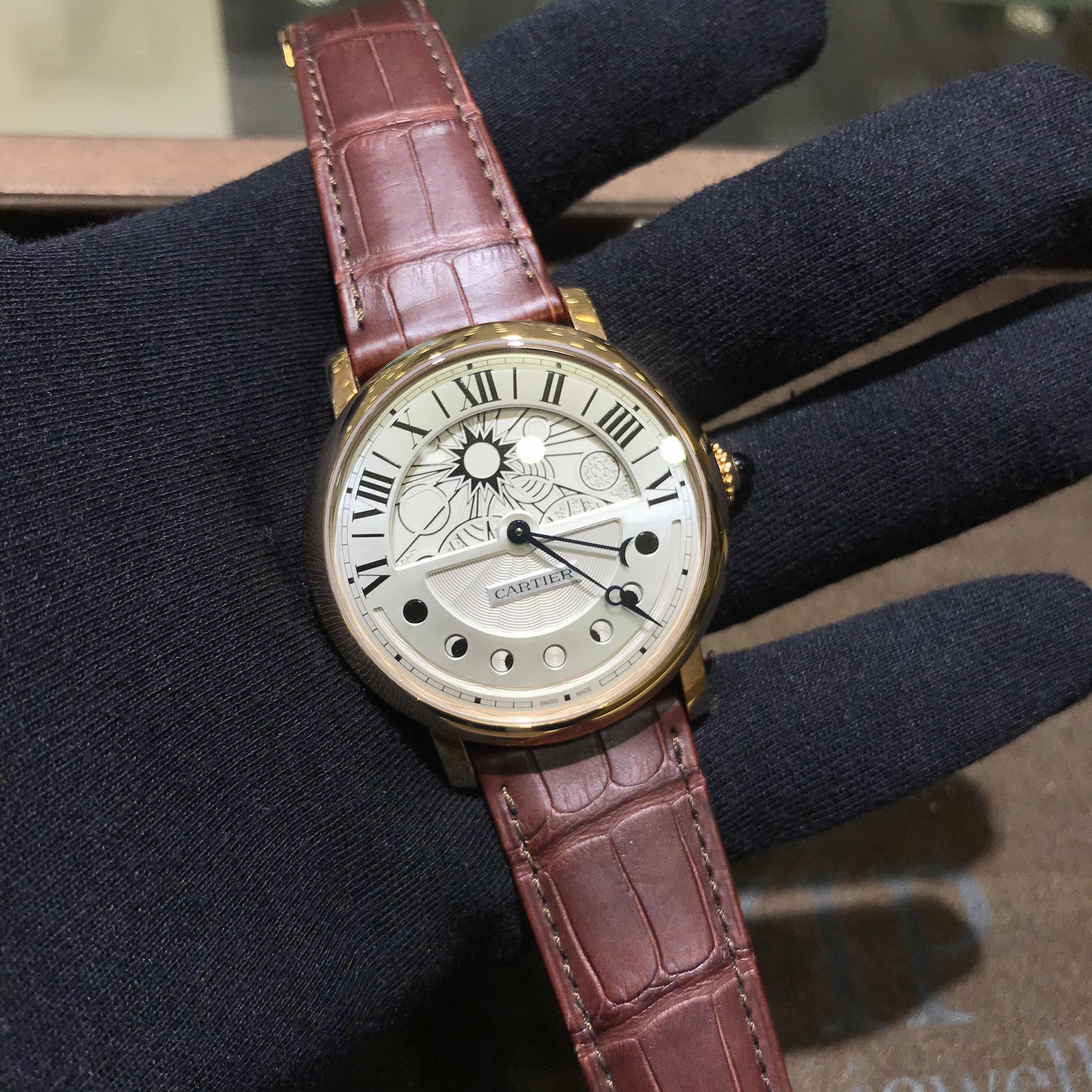 Cartier W1556243 ROTONDE DE CARTIER Automatic 18kt Rose Gold Replica Watch - Swiss Movement, Silver - Image 5