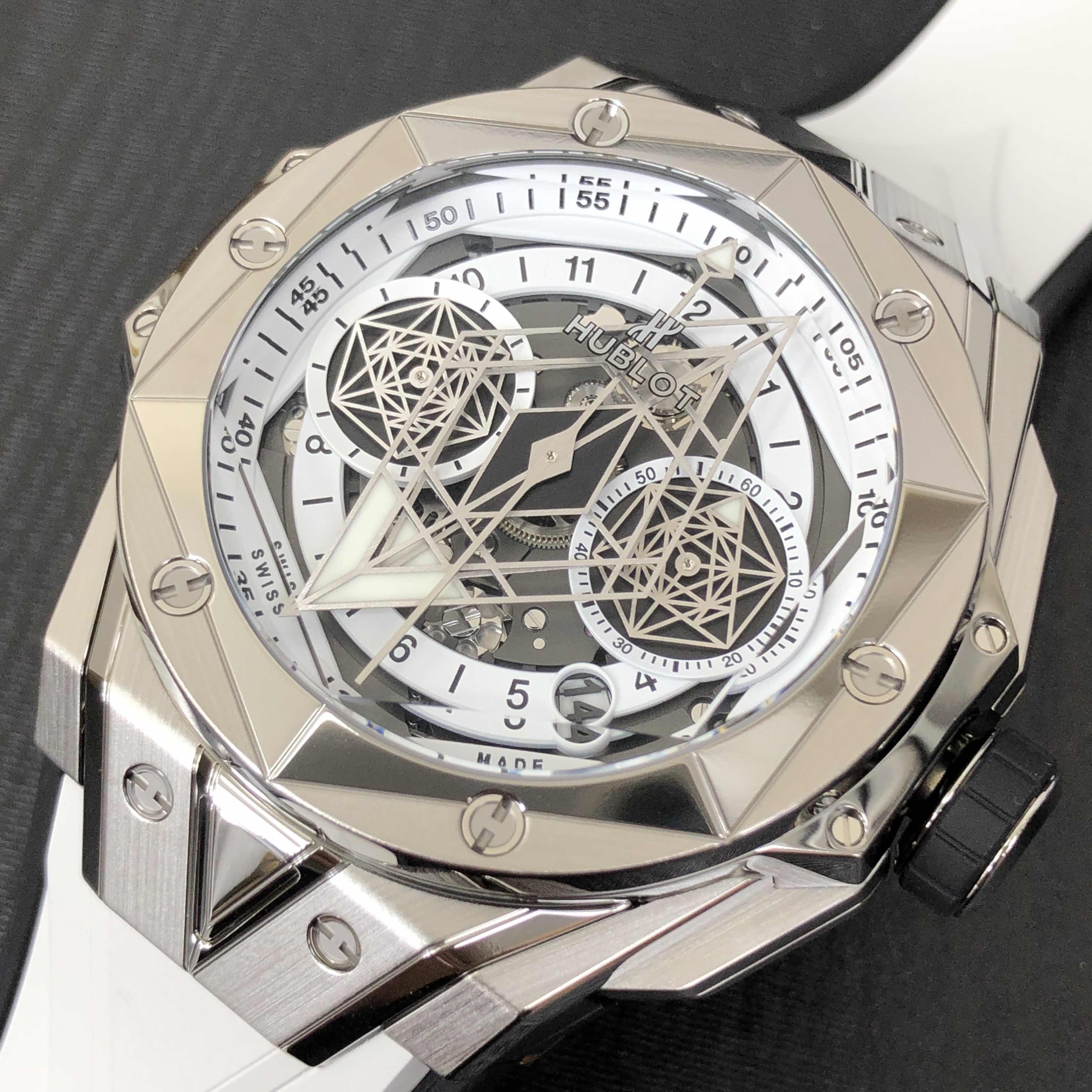 Hublot 418.NX.2001.RX.MXM20 Replica Watch, Automatic Movement, Titanium Case, White Dial & Rubber - Image 5