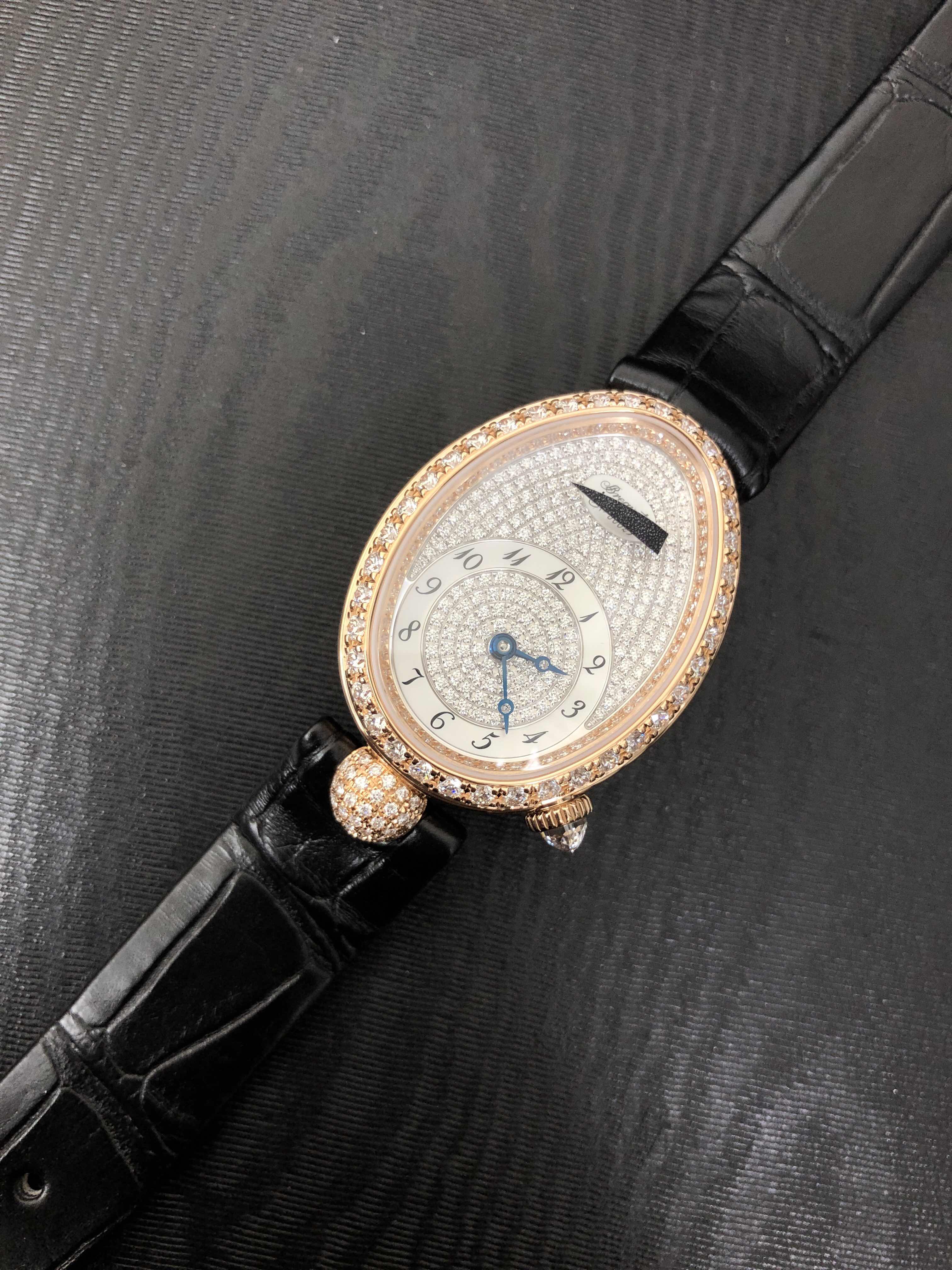 Breguet 8928BR/8D/944/DD0D/3L Replica Watch, Automatic, Silver Dial, 18kt Rose Gold & Diamonds - Image 5