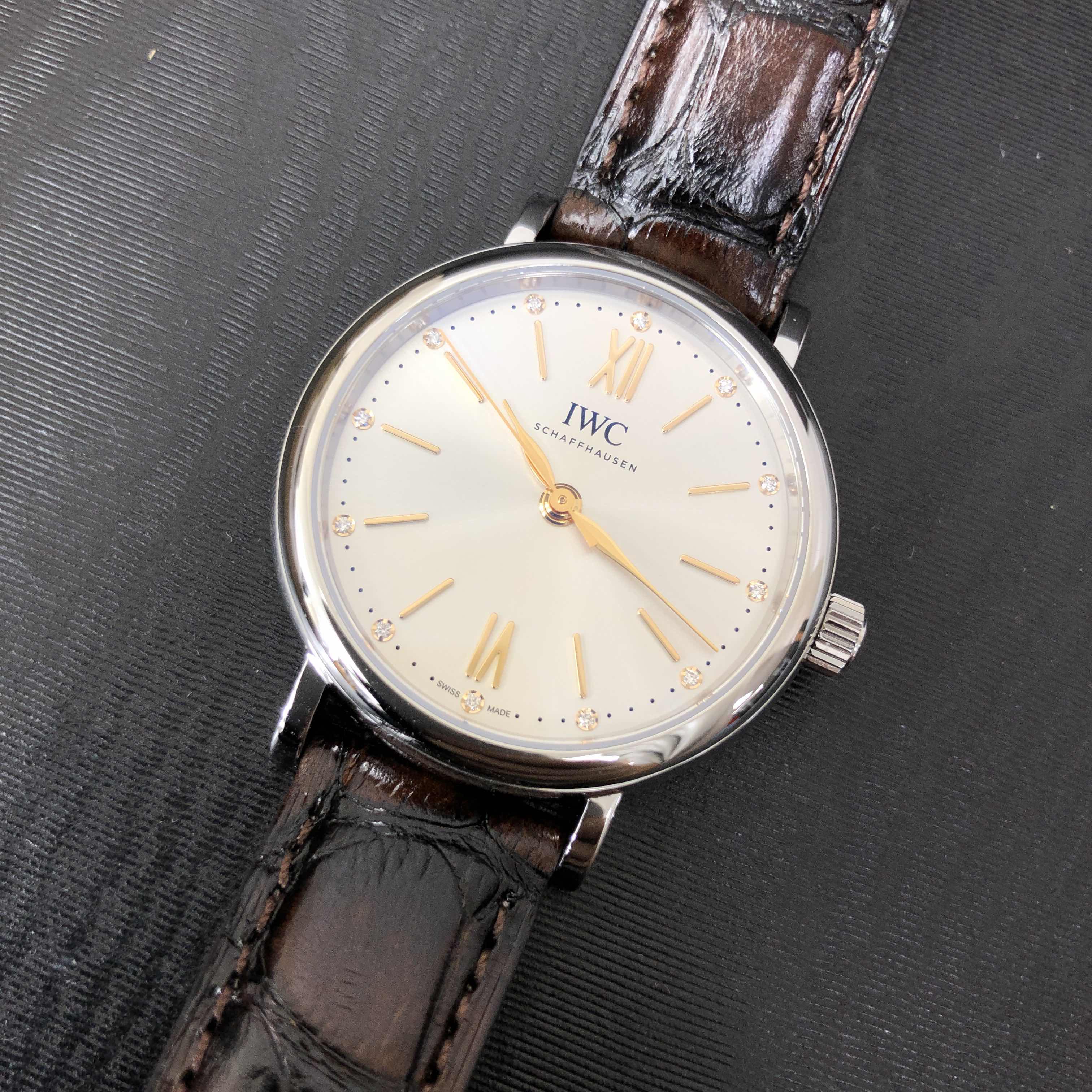 IWC IW357403 Portofino Replica Watch With Automatic Movement, Silver Dial, Brown Alligator Strap - Image 5