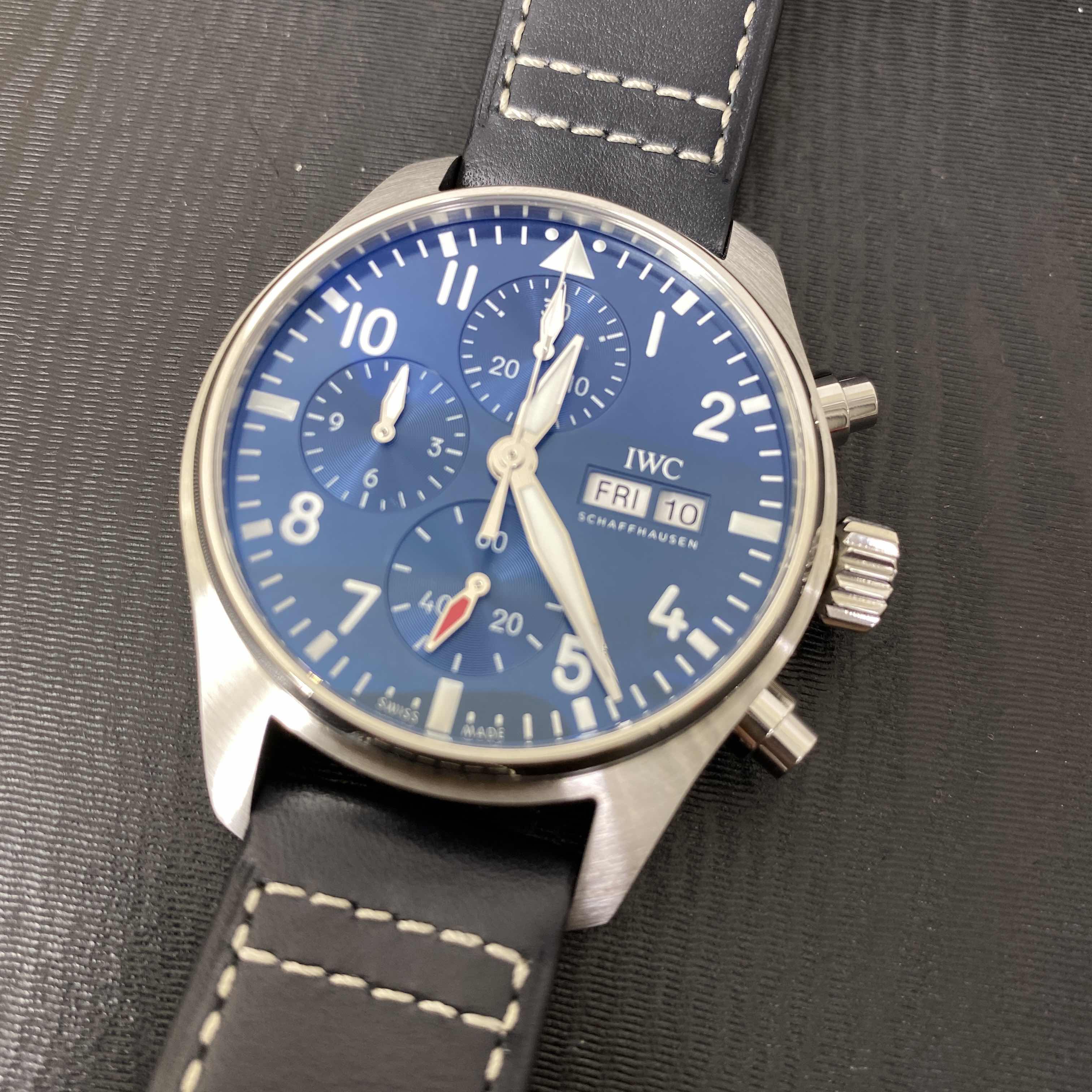 IW388101 - IWC Pilots Automatic Replica Watch Blue Dial Steel Leather - Image 5