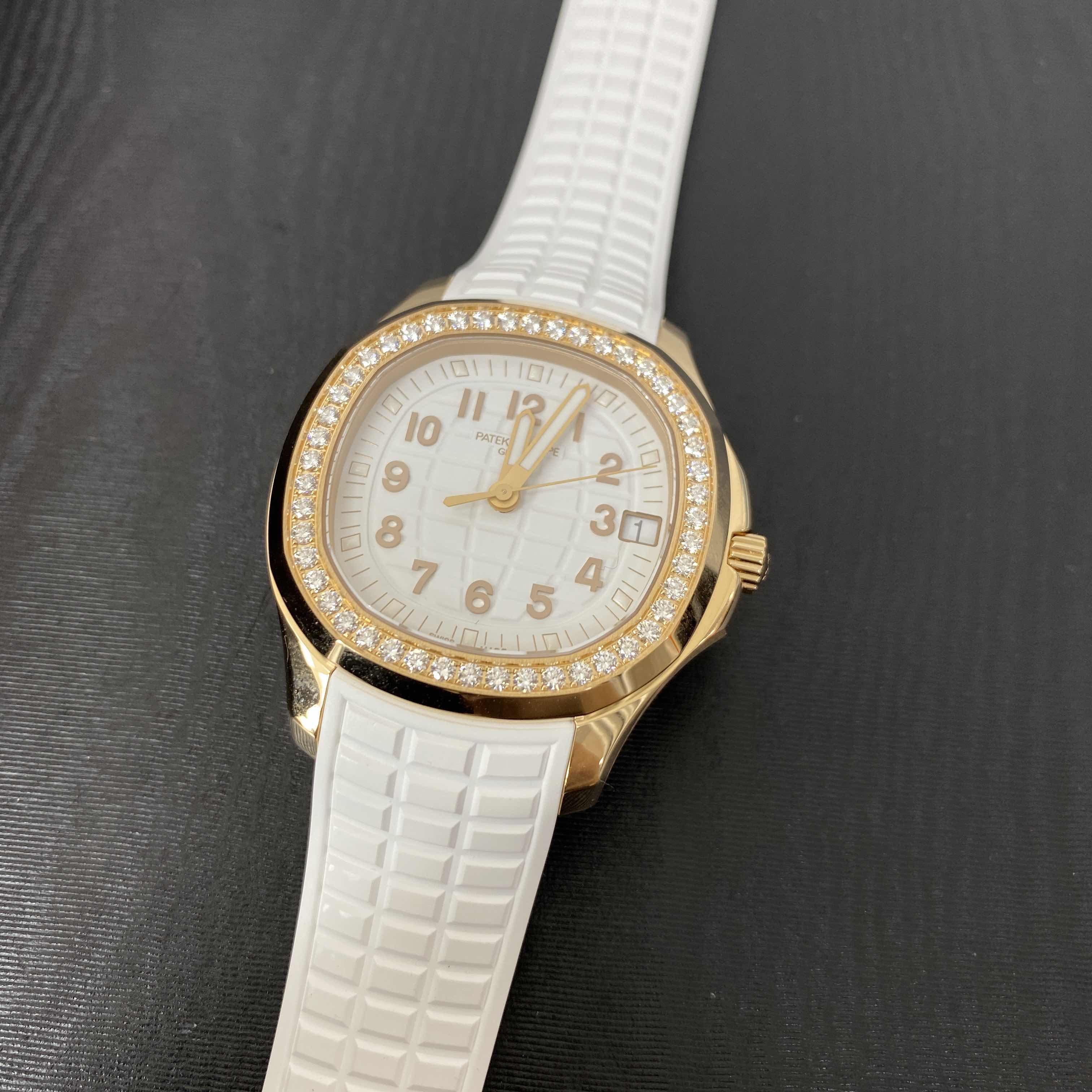 Patek Philippe 5268/200R-001 Replica Watch, White Dial, Rose Gold & Diamond Case, Rubber Strap - Image 5