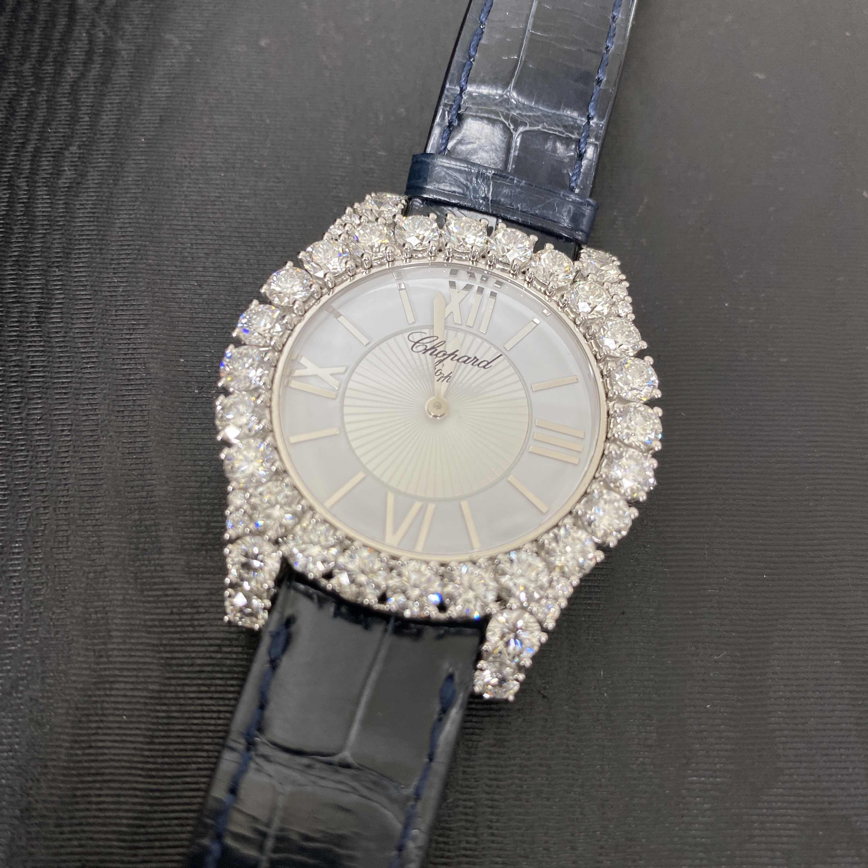 Chopard 139419-1414 WOMEN JEWELRY Automatic 18kt White Gold Diamond Replica Watch, Silver Dial - Image 4