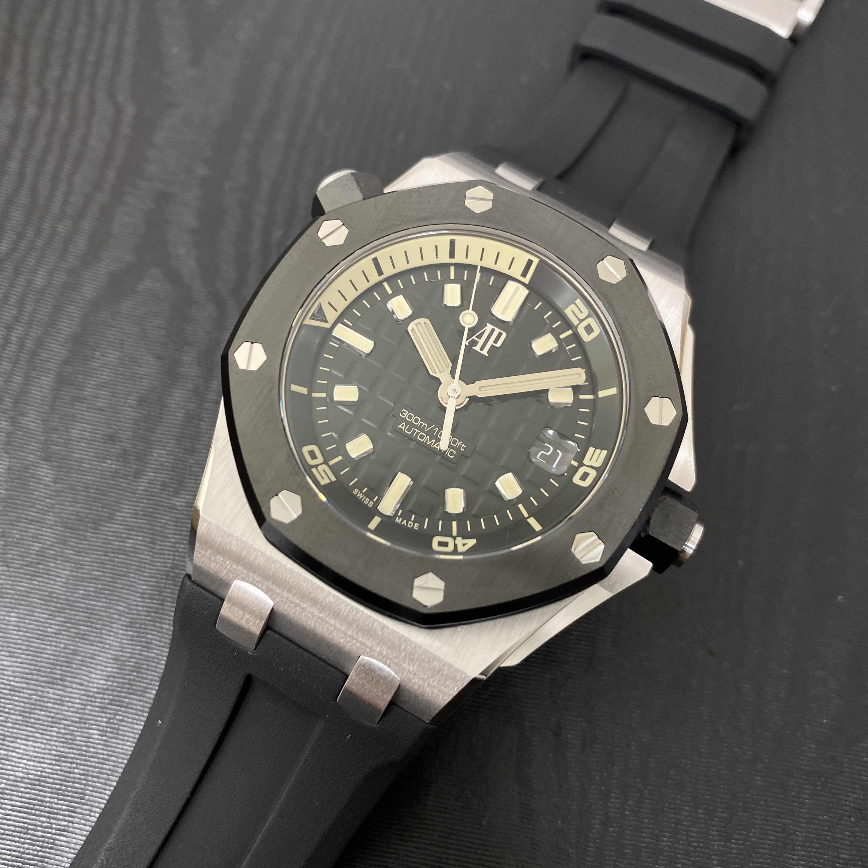Audemars Piguet Royal Oak Offshore 15720CN.OO.A002CA.01 Replica Watch, Automatic, Black Dial - Image 5