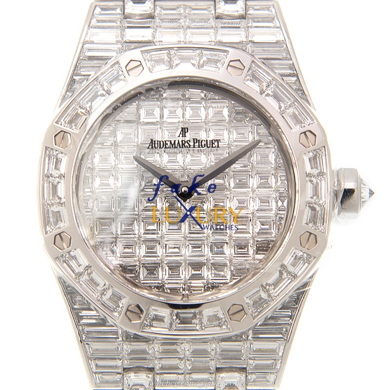 Audemars Piguet 67606BC.ZZ.9179BC.01 Replica Watch, Quartz, Silver Dial, 18kt White Gold & Diamond - Luxury Replica Watch