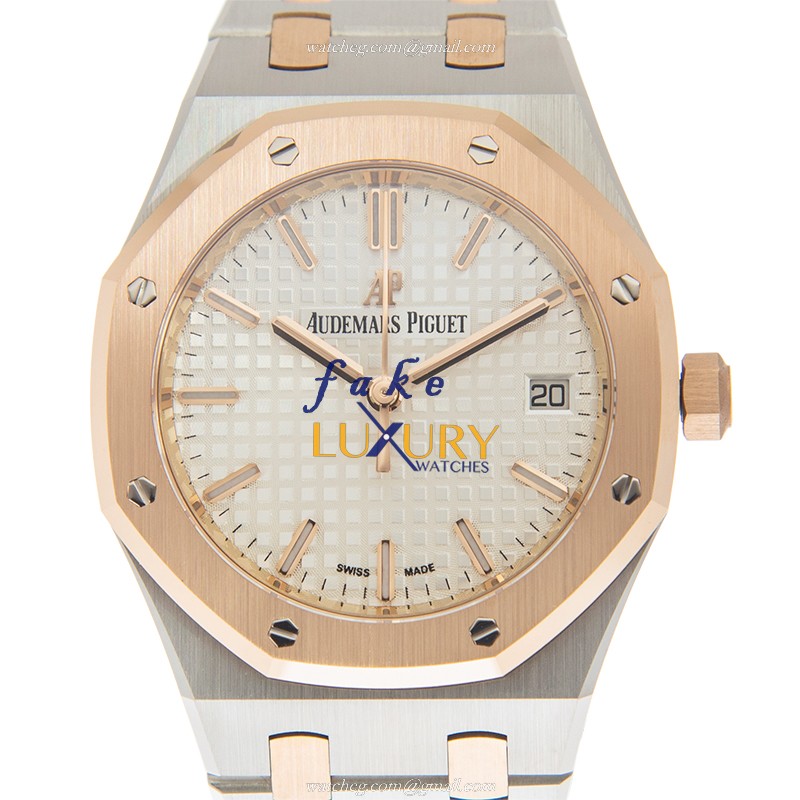Audemars Piguet Royal Oak Replica Watch 77350SR.OO.1261SR.01 with Silver Dial on - Luxury Replica Watch