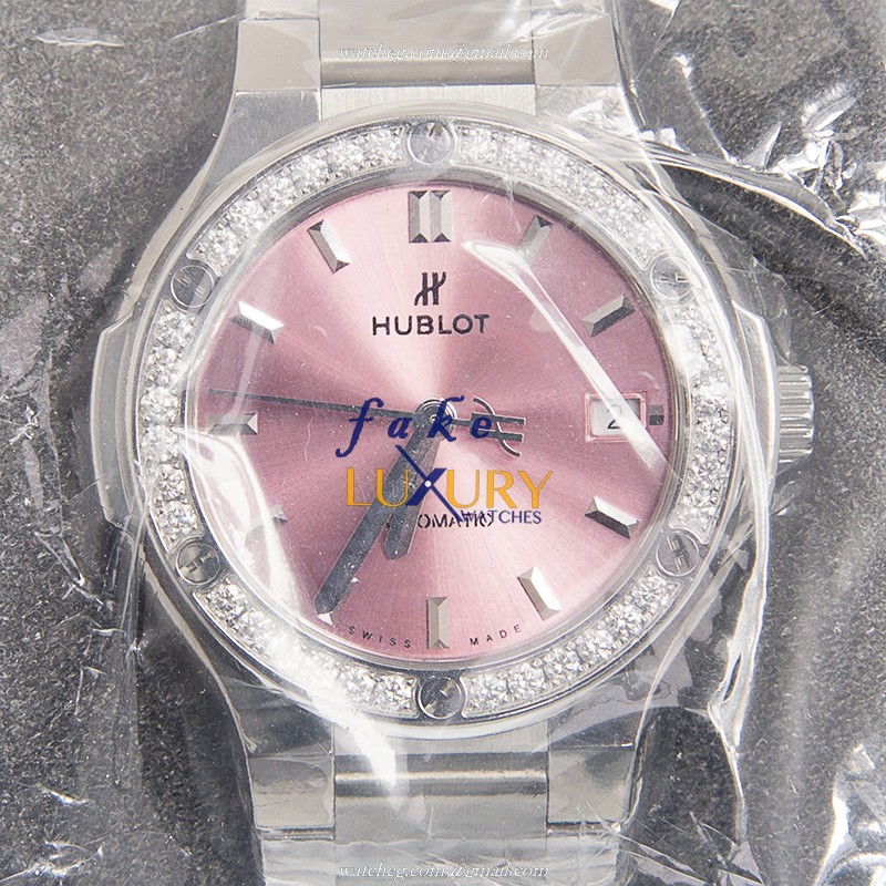 Hublot 568.NX.891P.NX.1204 Classic Fusion Automatic Steel Replica Watch, Pink Dial, Silver Strap - Luxury Replica Watch