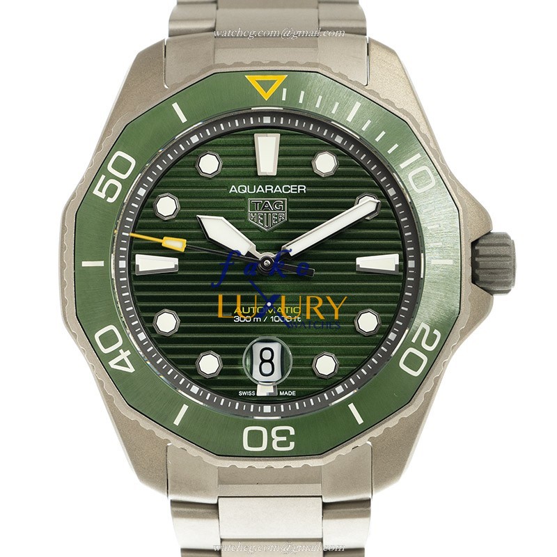 Tag Heuer Aquaracer WBP208B.BF0631 Replica Watch, Green Dial, Steel Bracelet, Automatic - Luxury Replica Watch