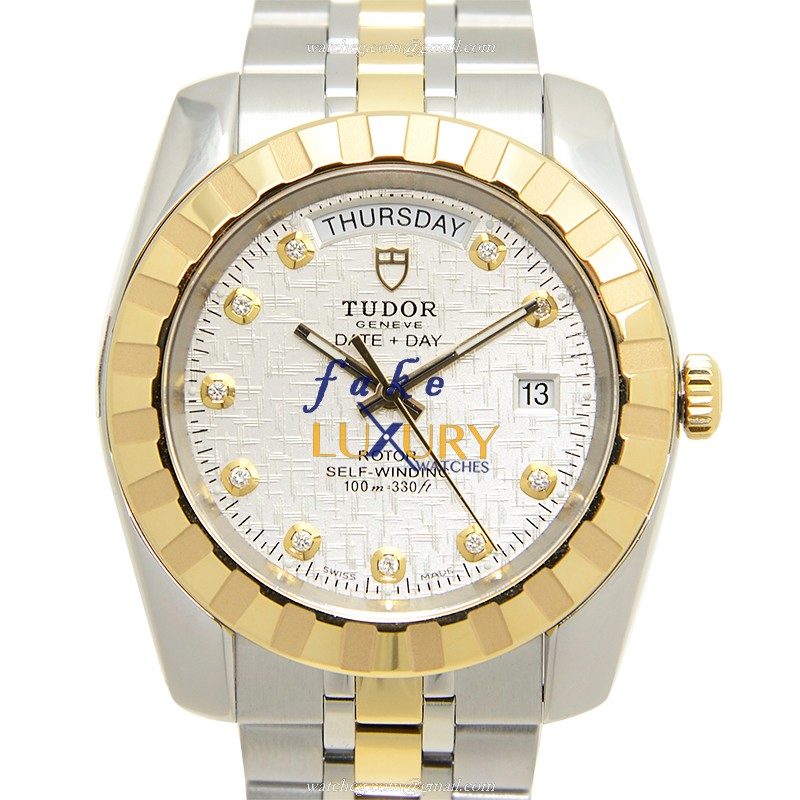 Tudor 23013-62113 10DI SVCL CLASSIC Automatic Replica Watch, Silver Dial, Steel Case, Sapphire - Luxury Replica Watch