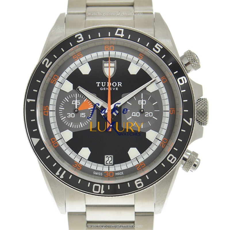 Tudor 70330N Heritage Ranger Replica Watch, Automatic, 42mm, Black Dial, Steel Strap - Luxury Replica Watch